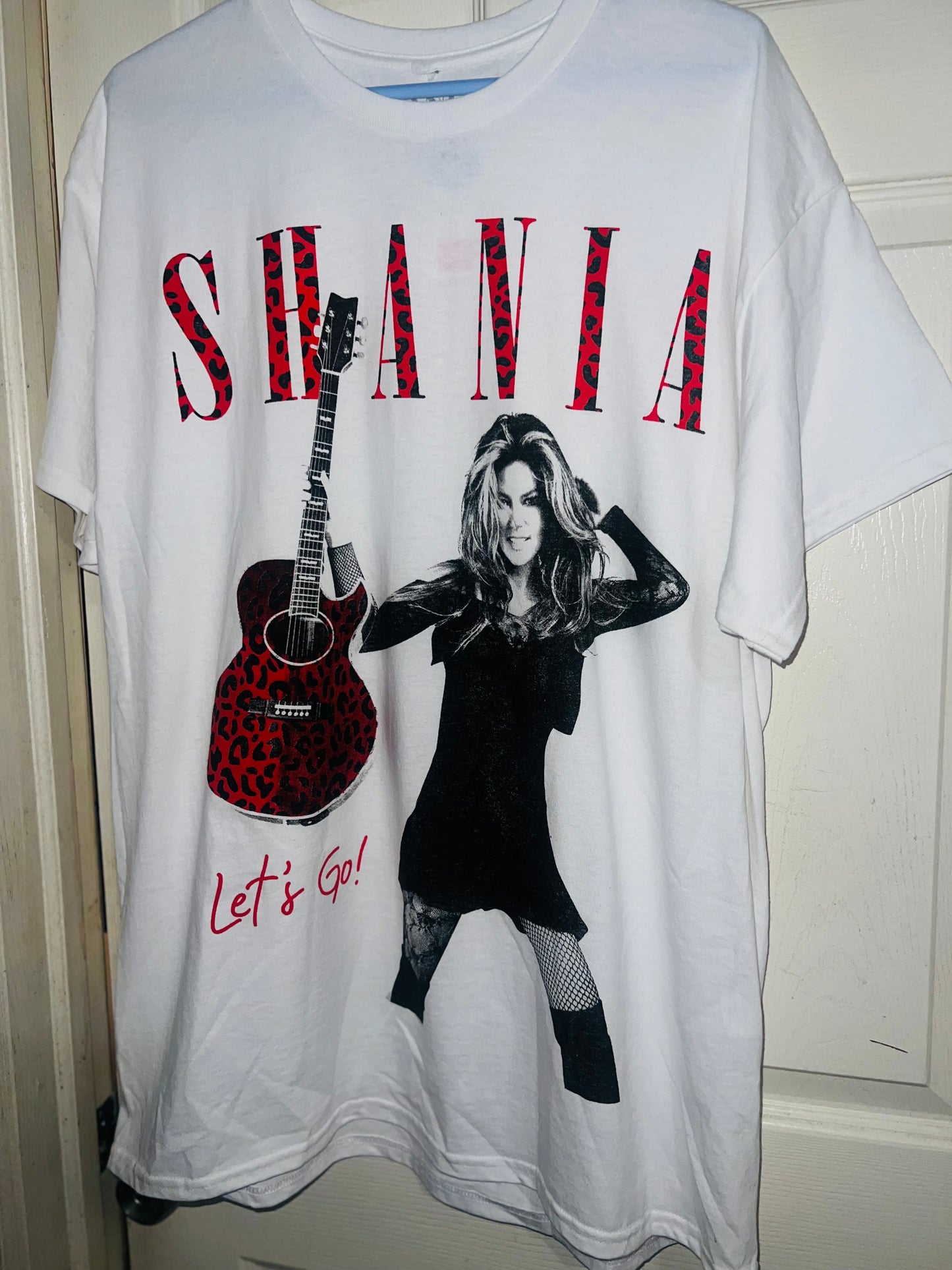 Shania Twain Oversized Distressed Tee