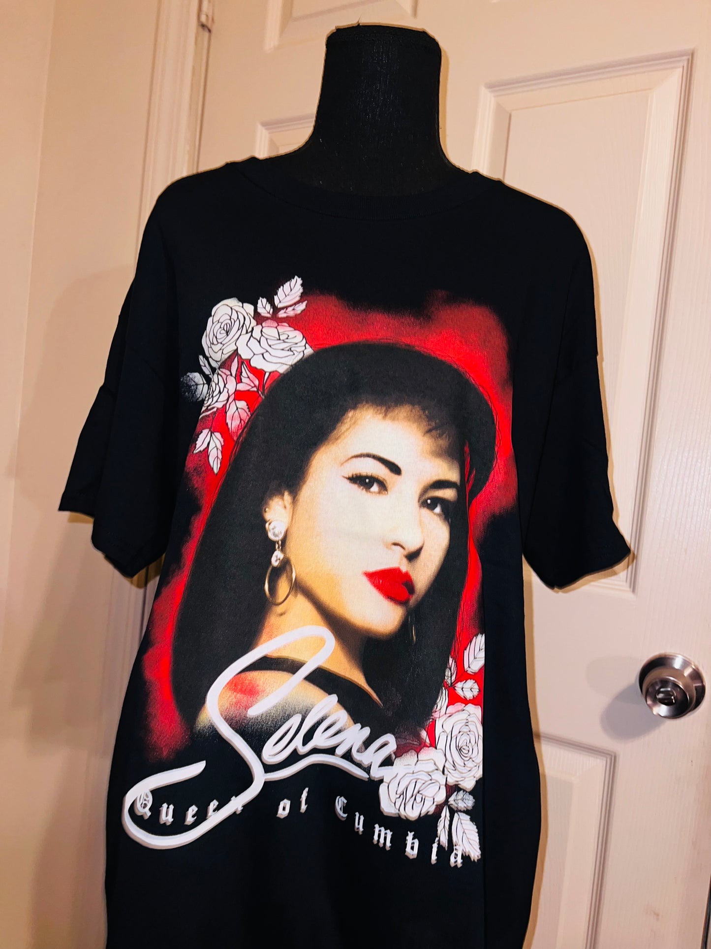 Selena Oversized Distressed Tee