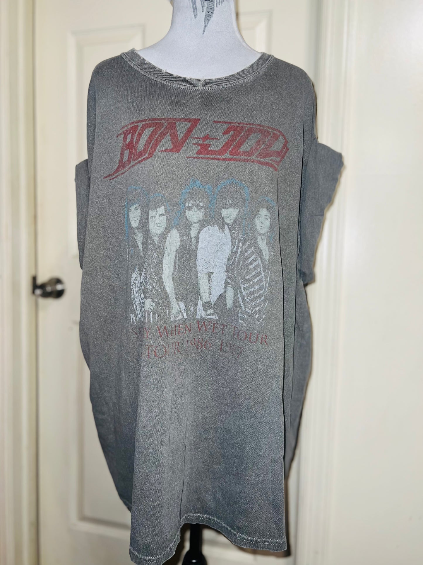 Bob Jovi Oversized Distressed Tee