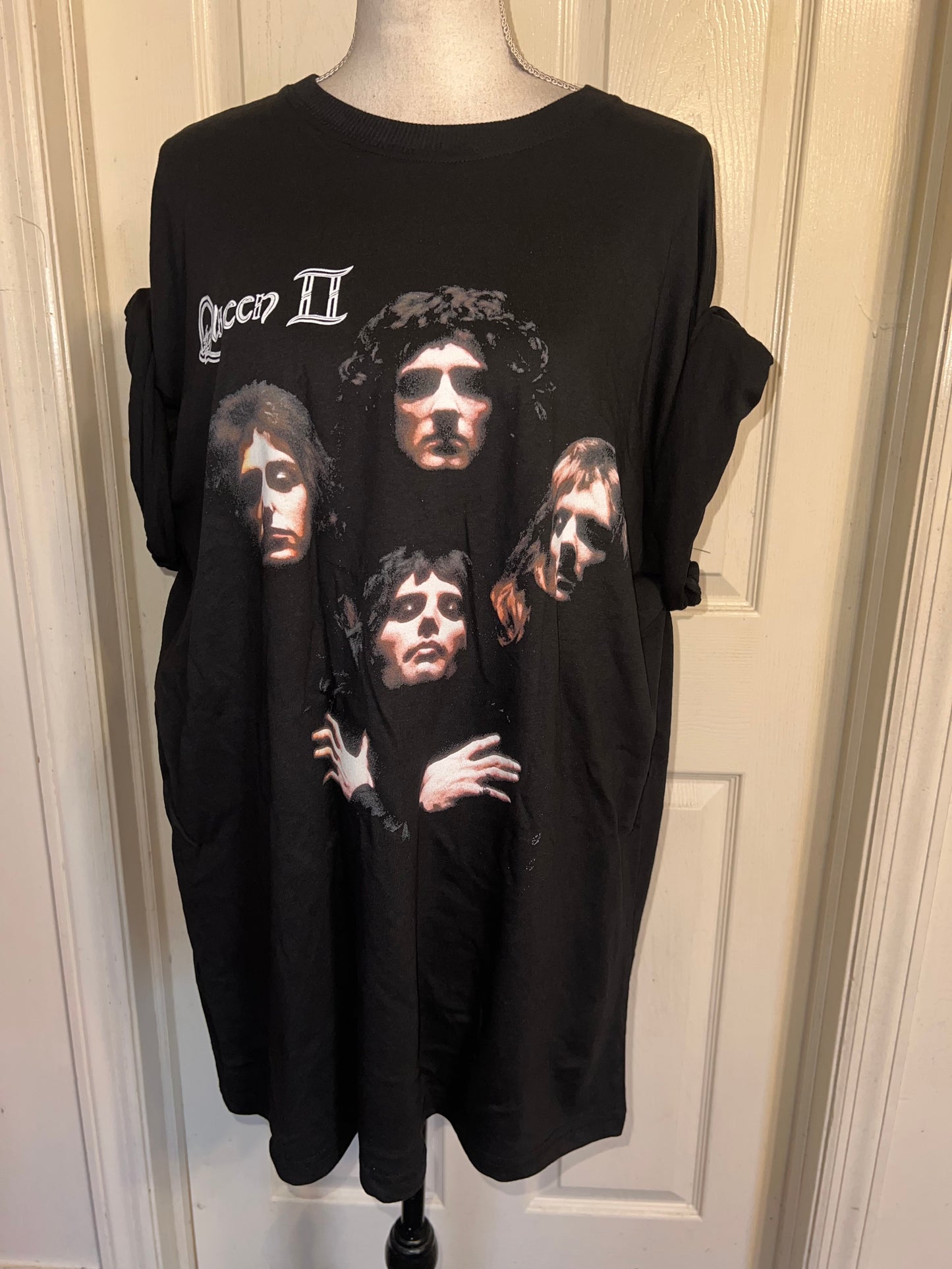 Queen Oversized Distressed Tee