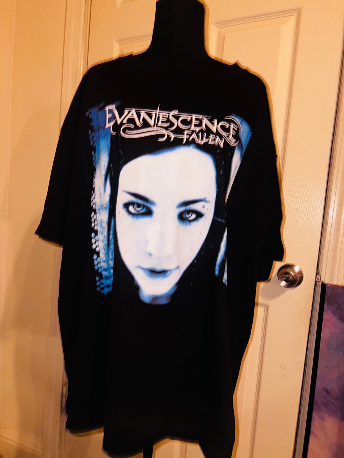 Evanescence Fallen Oversized Distressed Tee