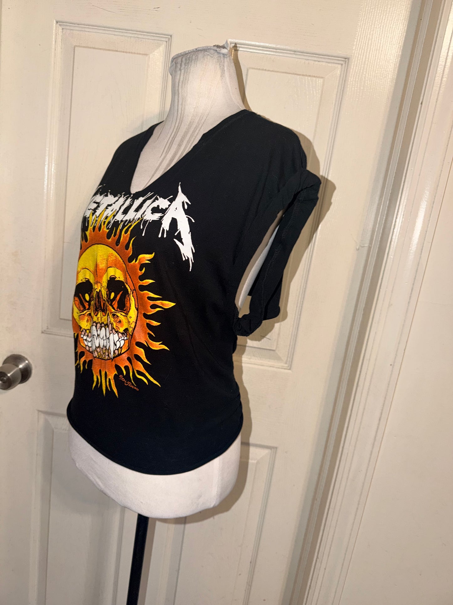 Metallica Open Tie Back Tee