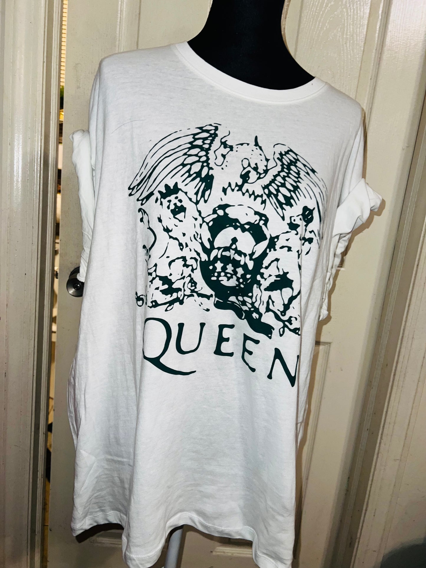 Queen Oversized Distressed Tee