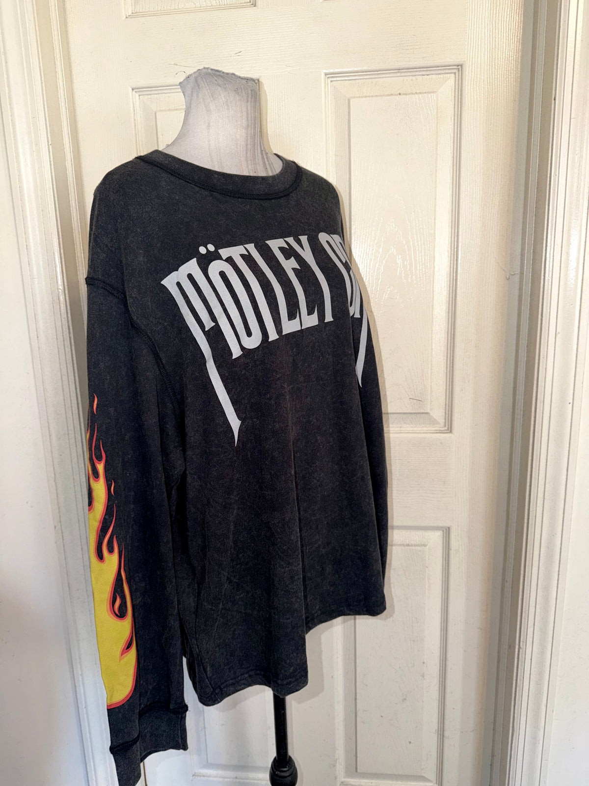 Motley Crue Oversized Long Sleeve Tee