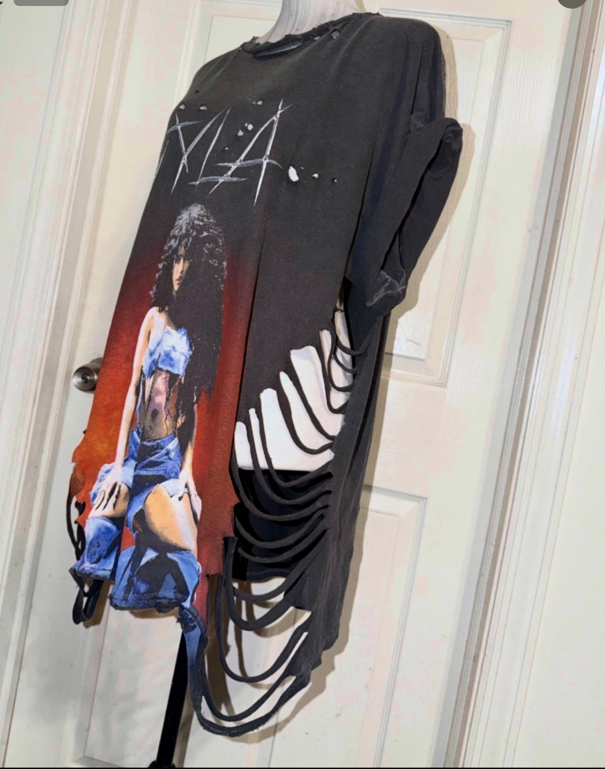 Tyla Oversized Distressed Tee (as is)