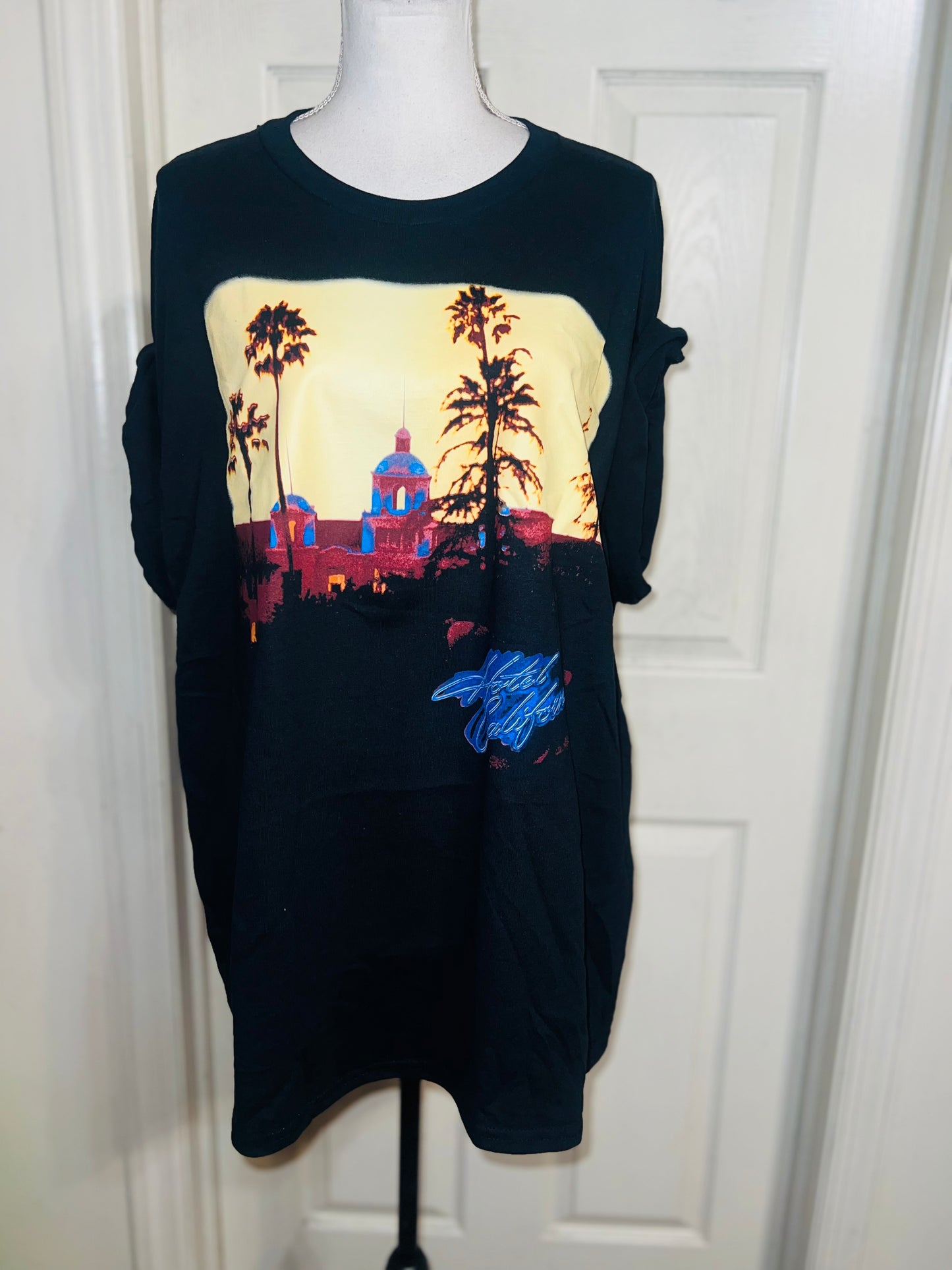 The Eagles Oversized Distressed Tee
