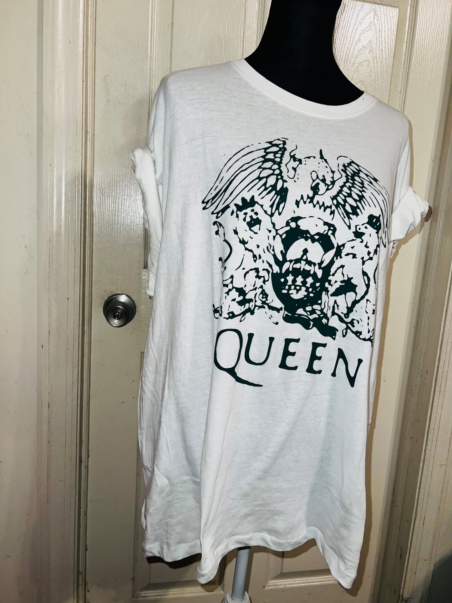 Queen Oversized Distressed Tee