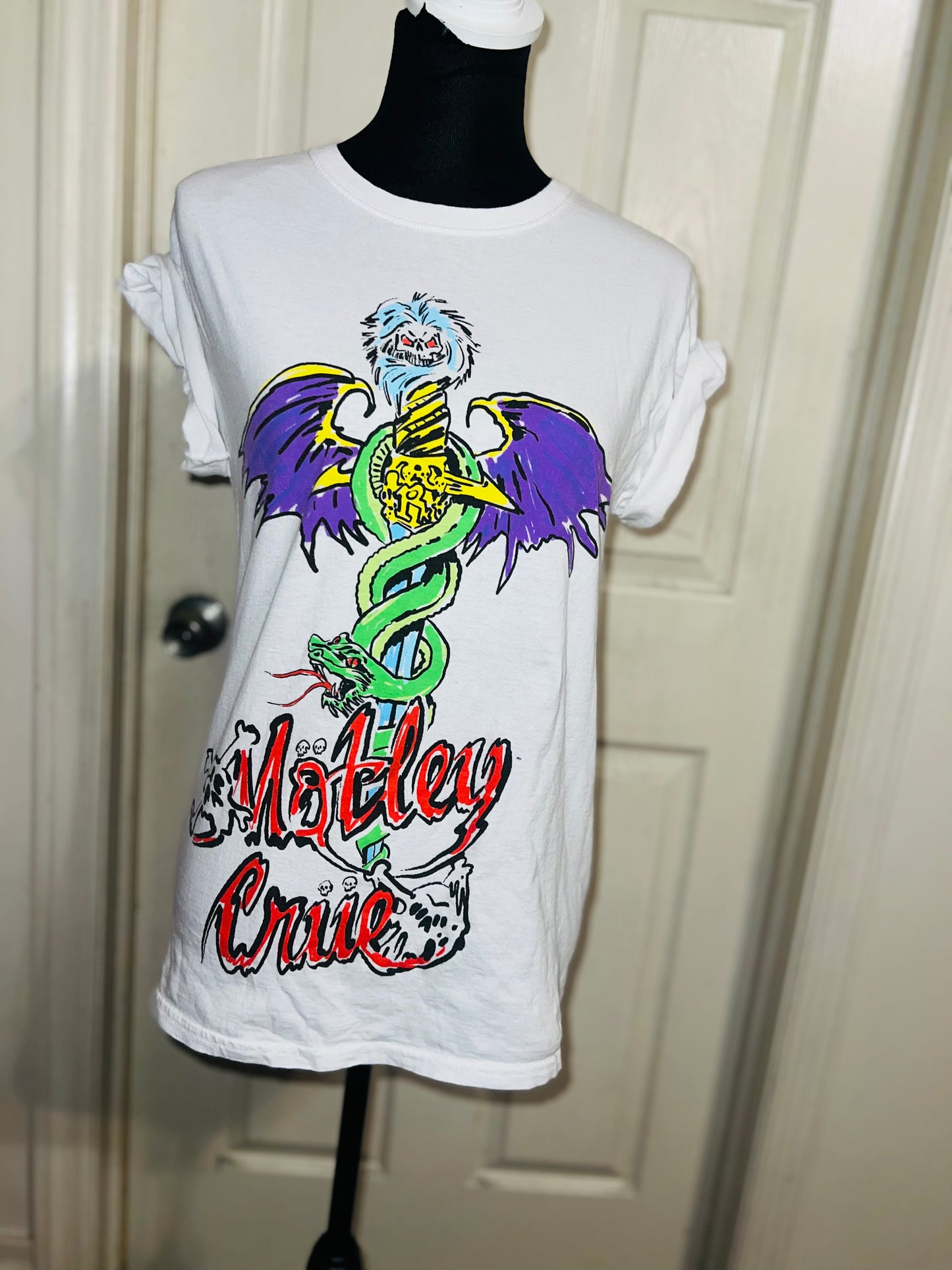 Motley Crue Oversized Distressed Tee