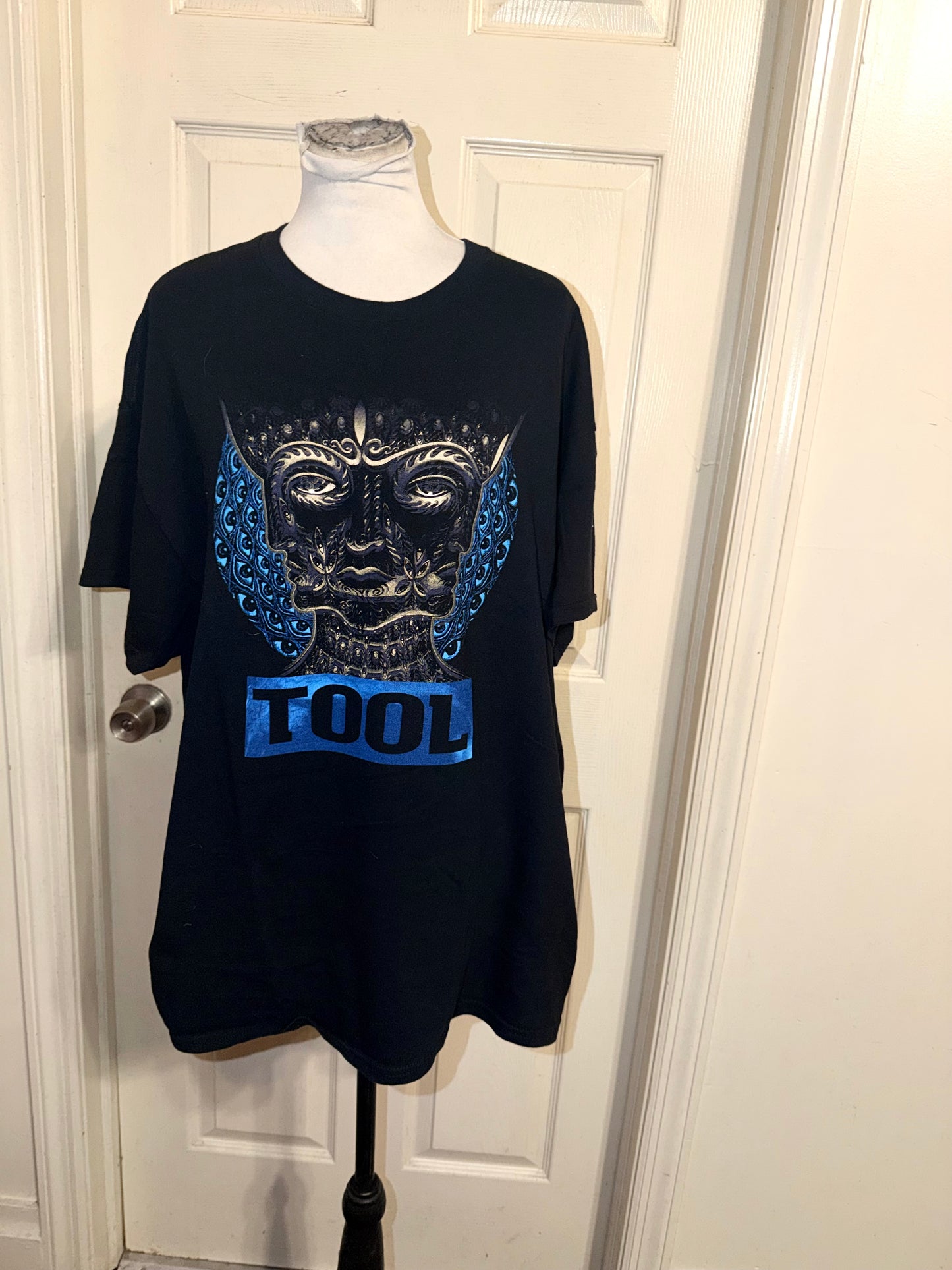 Tool Oversized Tee