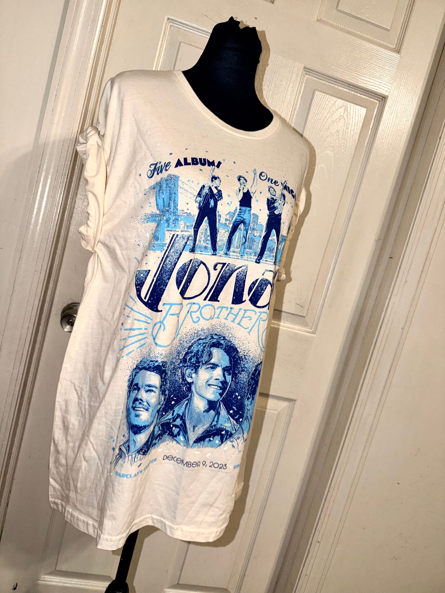 Jonas Brothers Oversized Tee