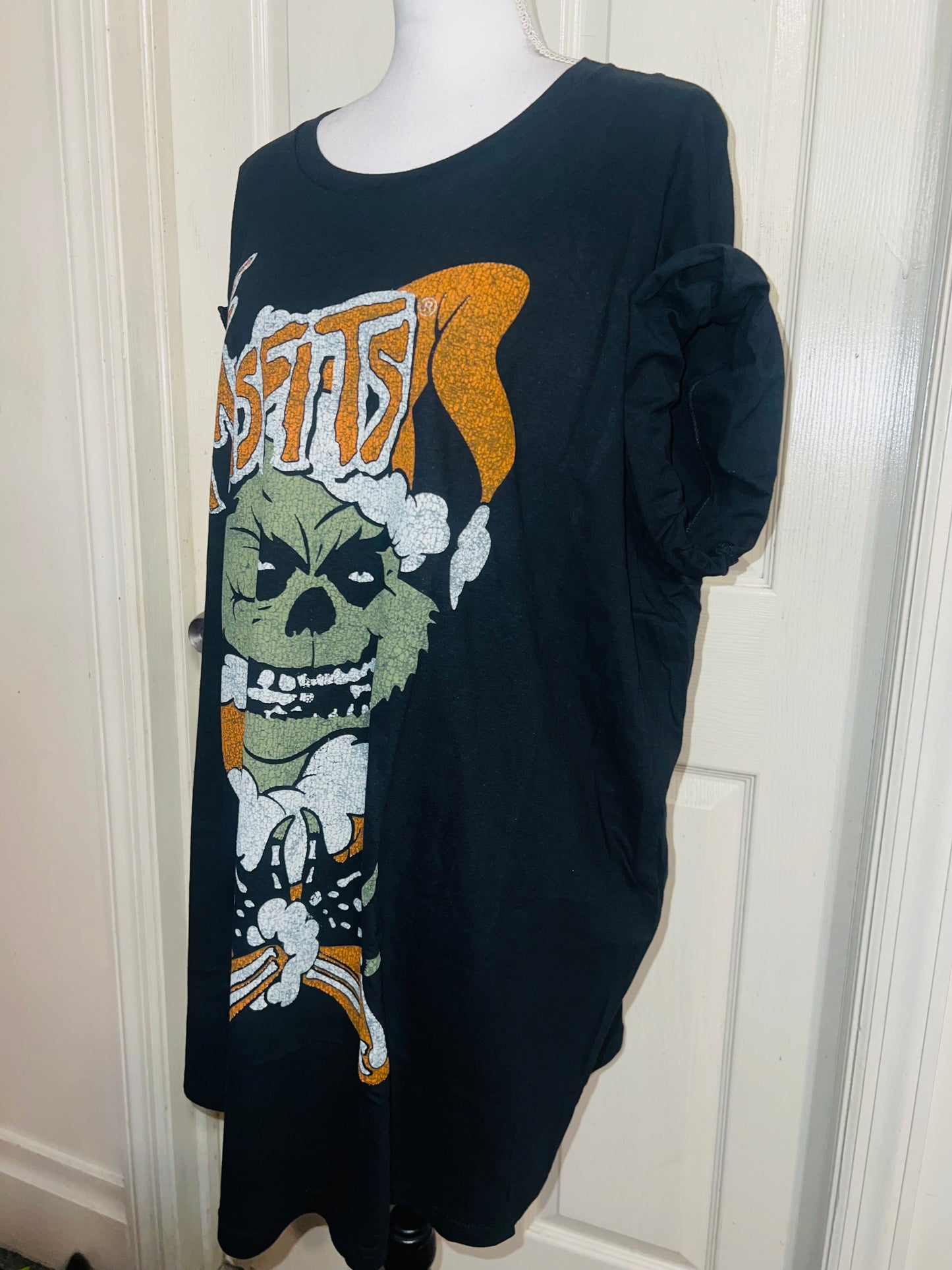 The Misfits Holiday Oversized Distressed Tee