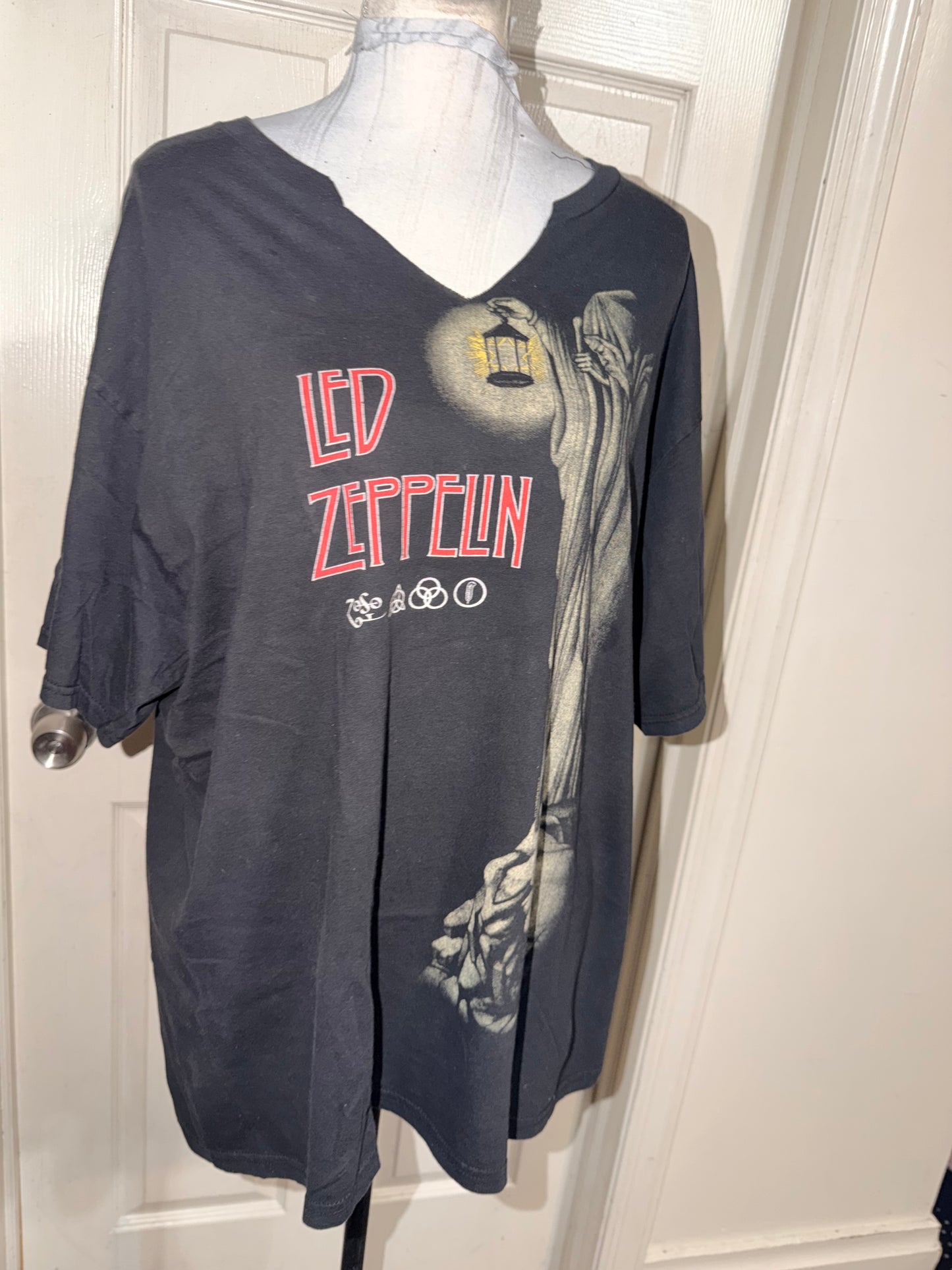 Led Zeppelin Oversized Distressed Tee