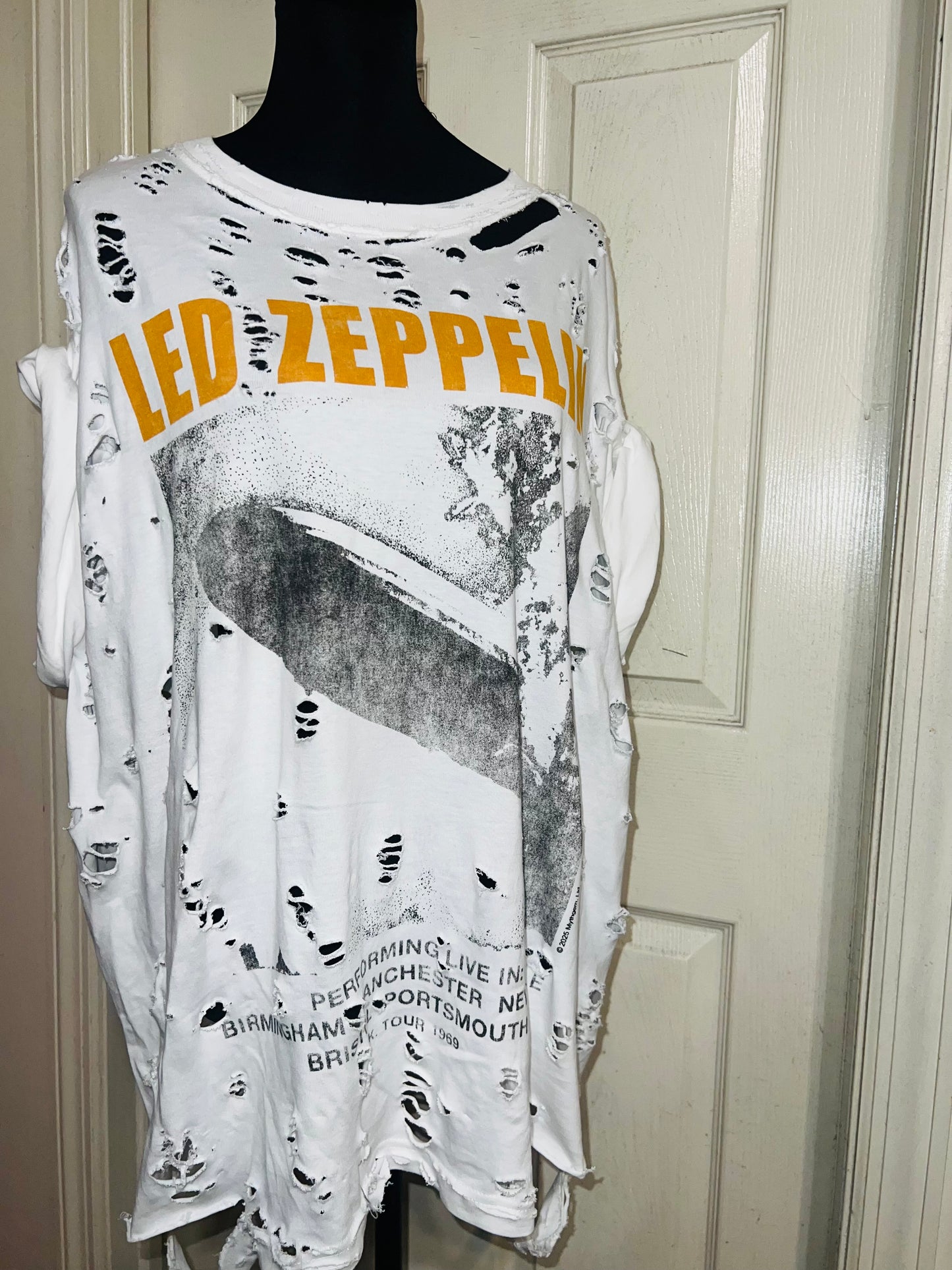 Led Zeppelin Oversized Distressed Tee
