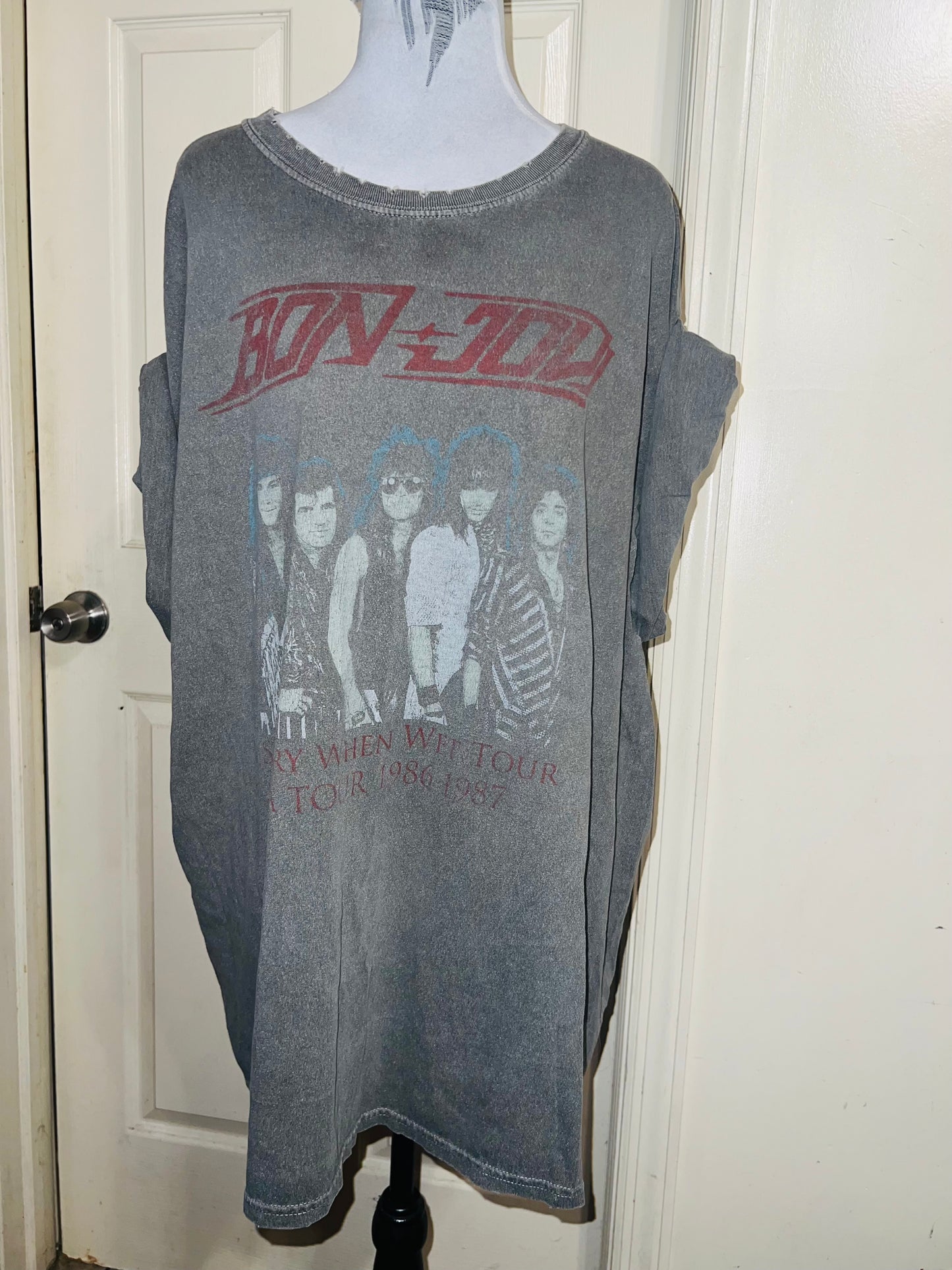 Bob Jovi Oversized Distressed Tee