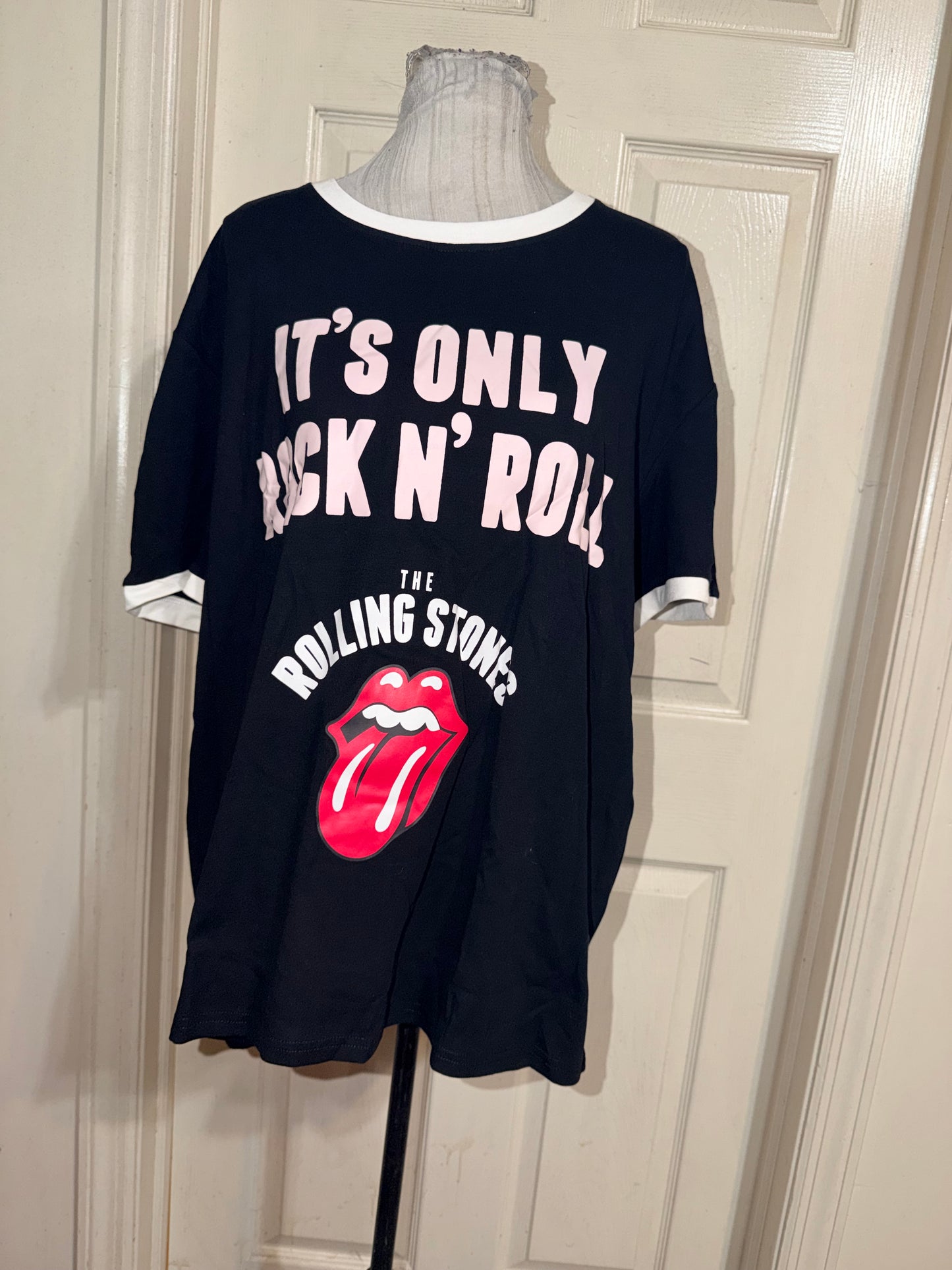 The Rolling Stones Oversized Distressed Raglan Tee