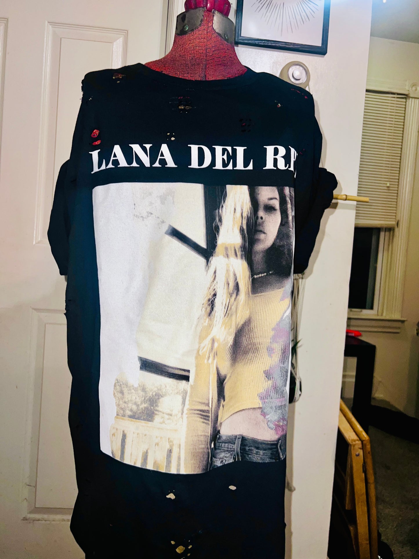 Lana Del Rey Oversized Distressed Tee