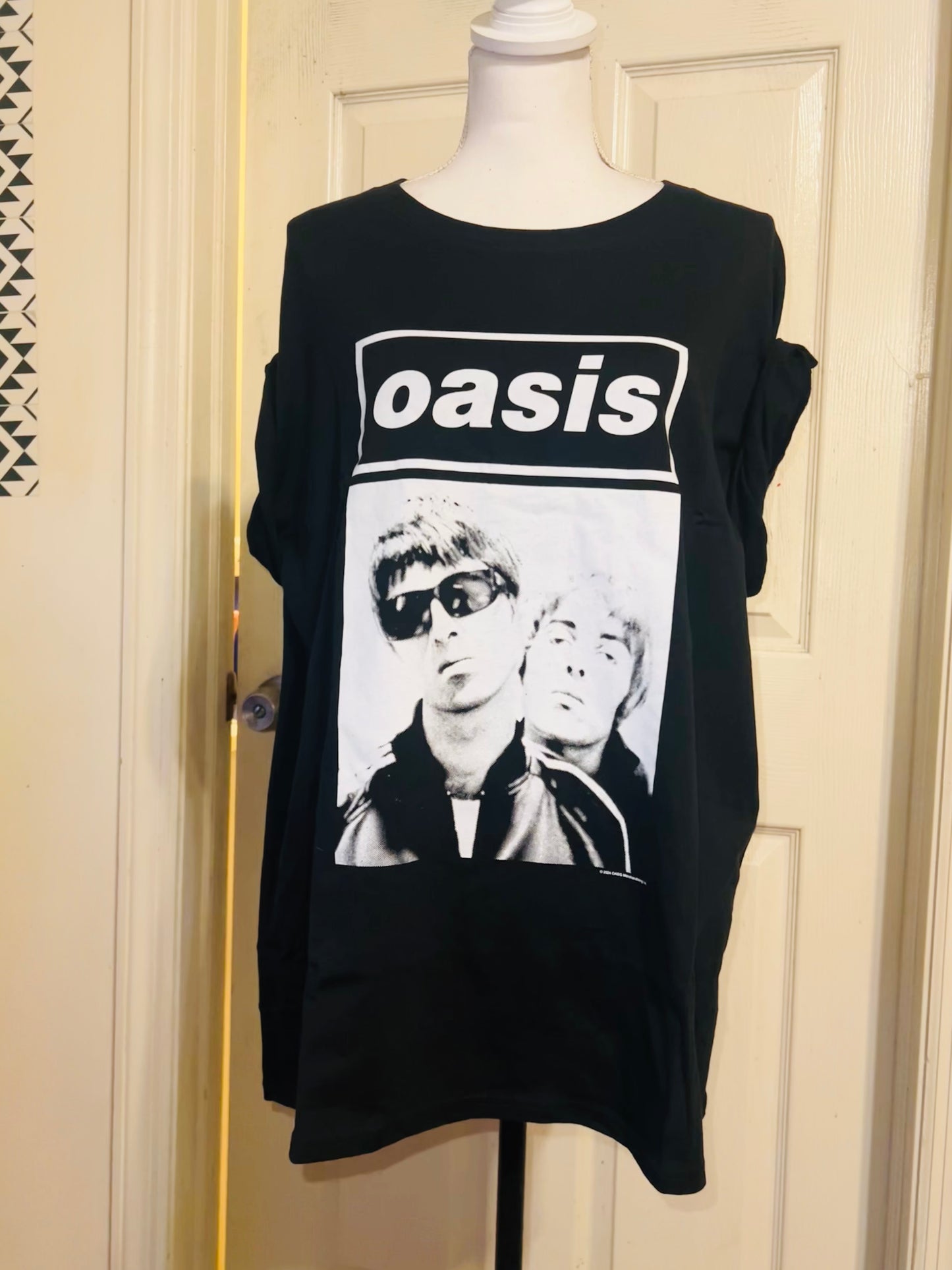 Oasis Oversized Distressed Tee