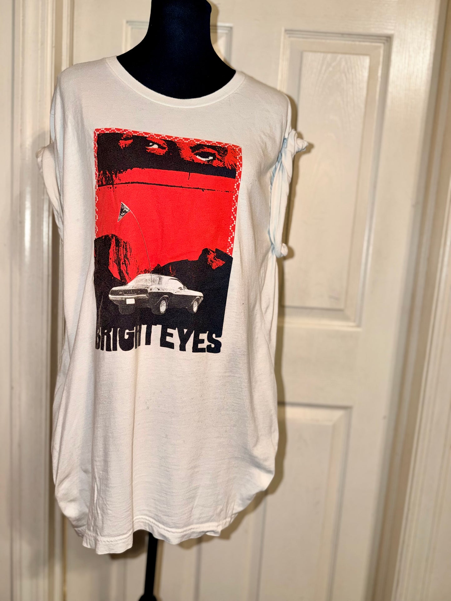 Bright Eyes Oversized Tee