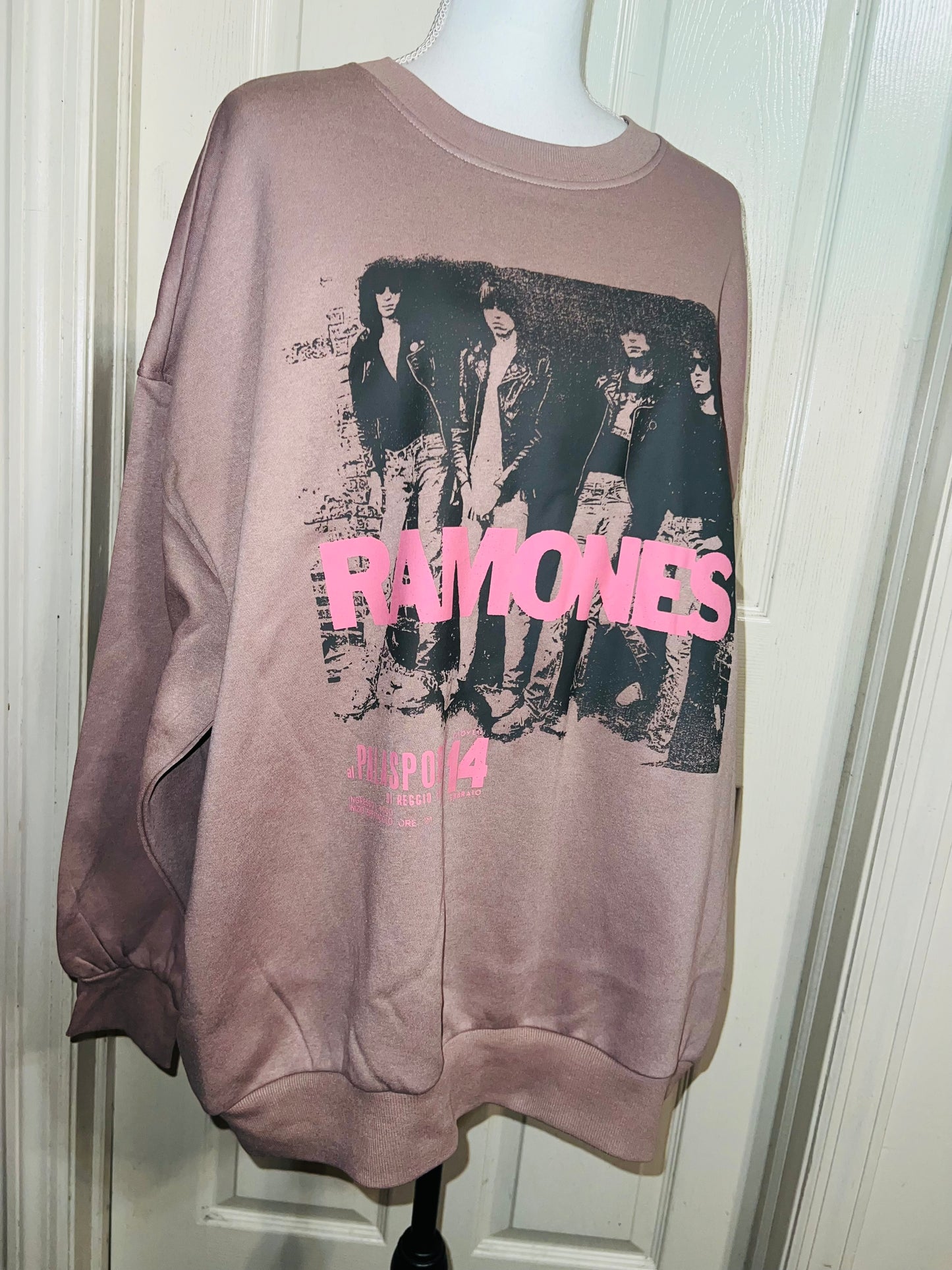 Ramones Oversized Distressed Tee