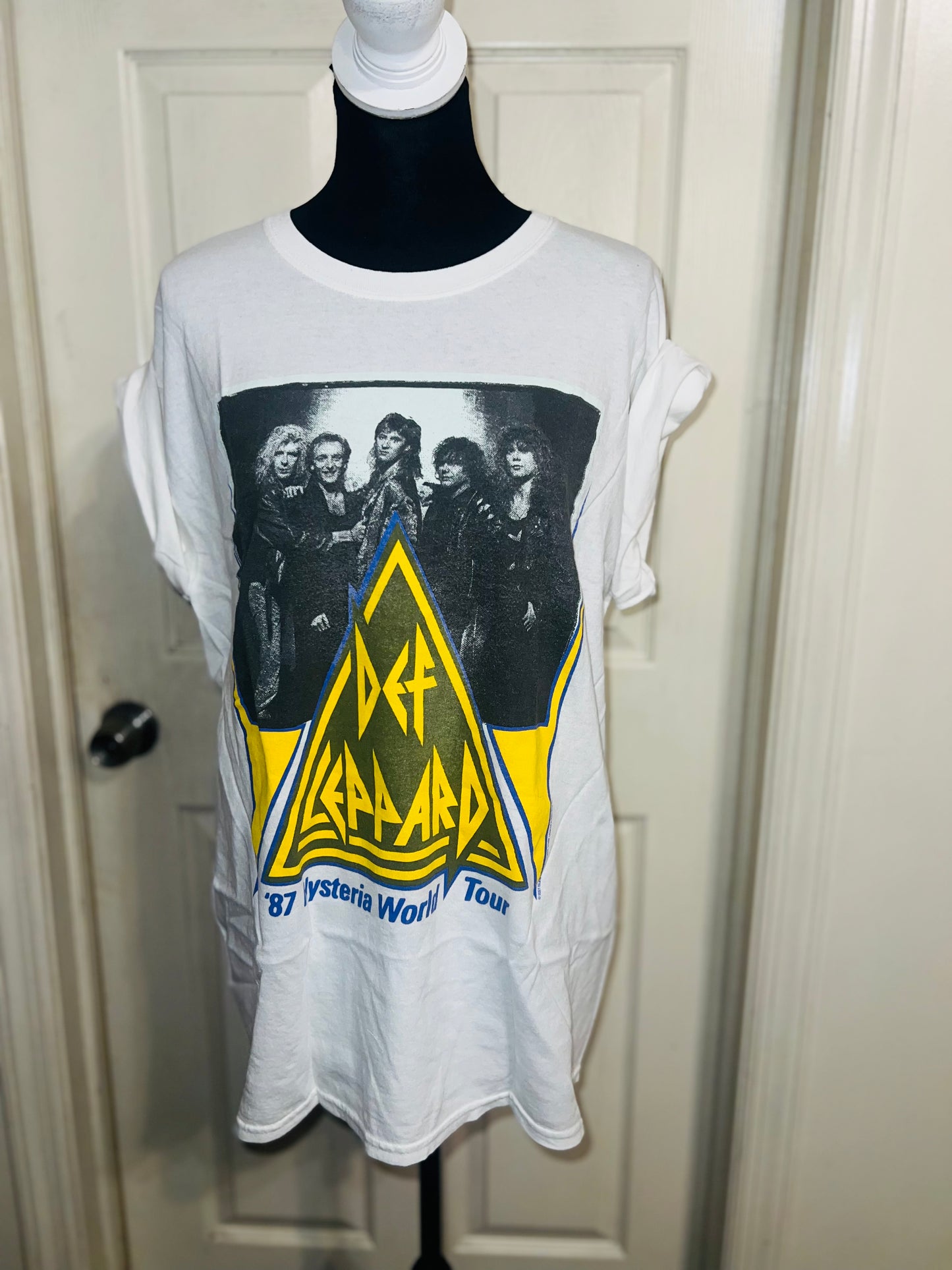 Def Leppard Oversized Distressed Tee
