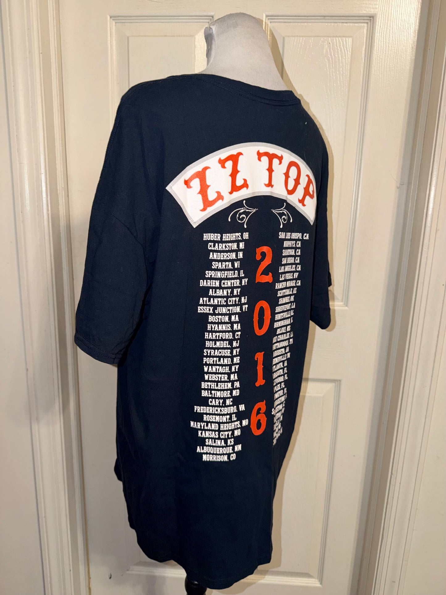 ZZ Top Double Sided Oversized Distressed Tee