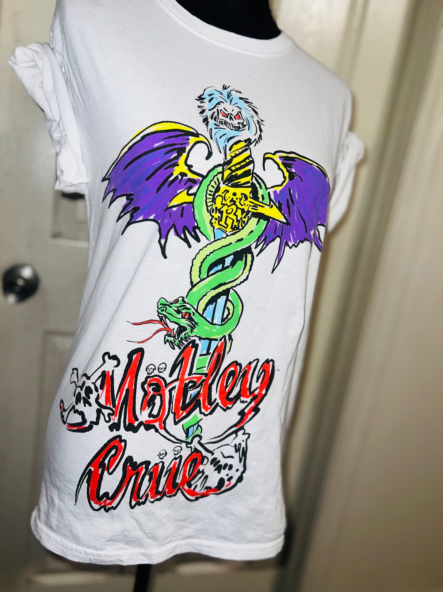 Motley Crue Oversized Distressed Tee