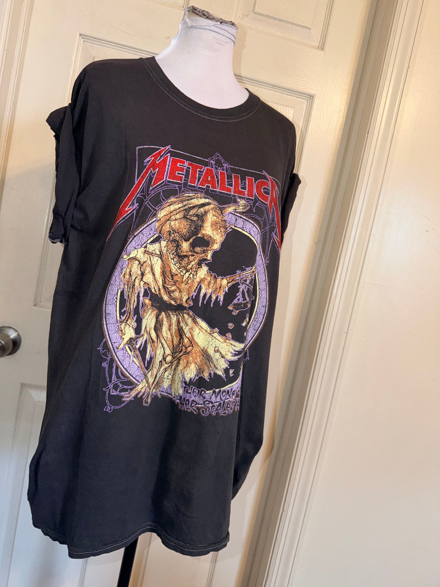 Metallica Oversized Distressed Tee