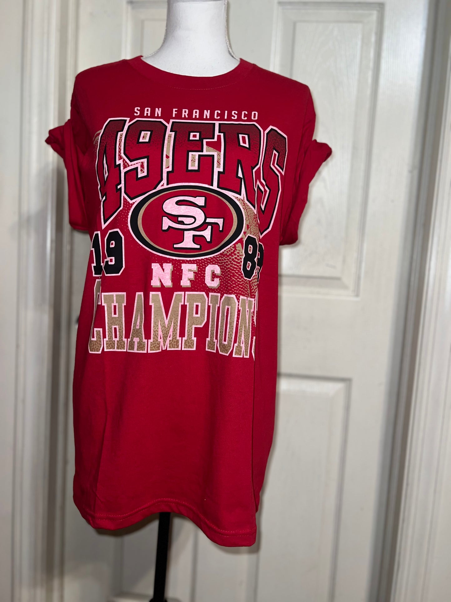 San Francisco 49ers Oversized Distressed Tee