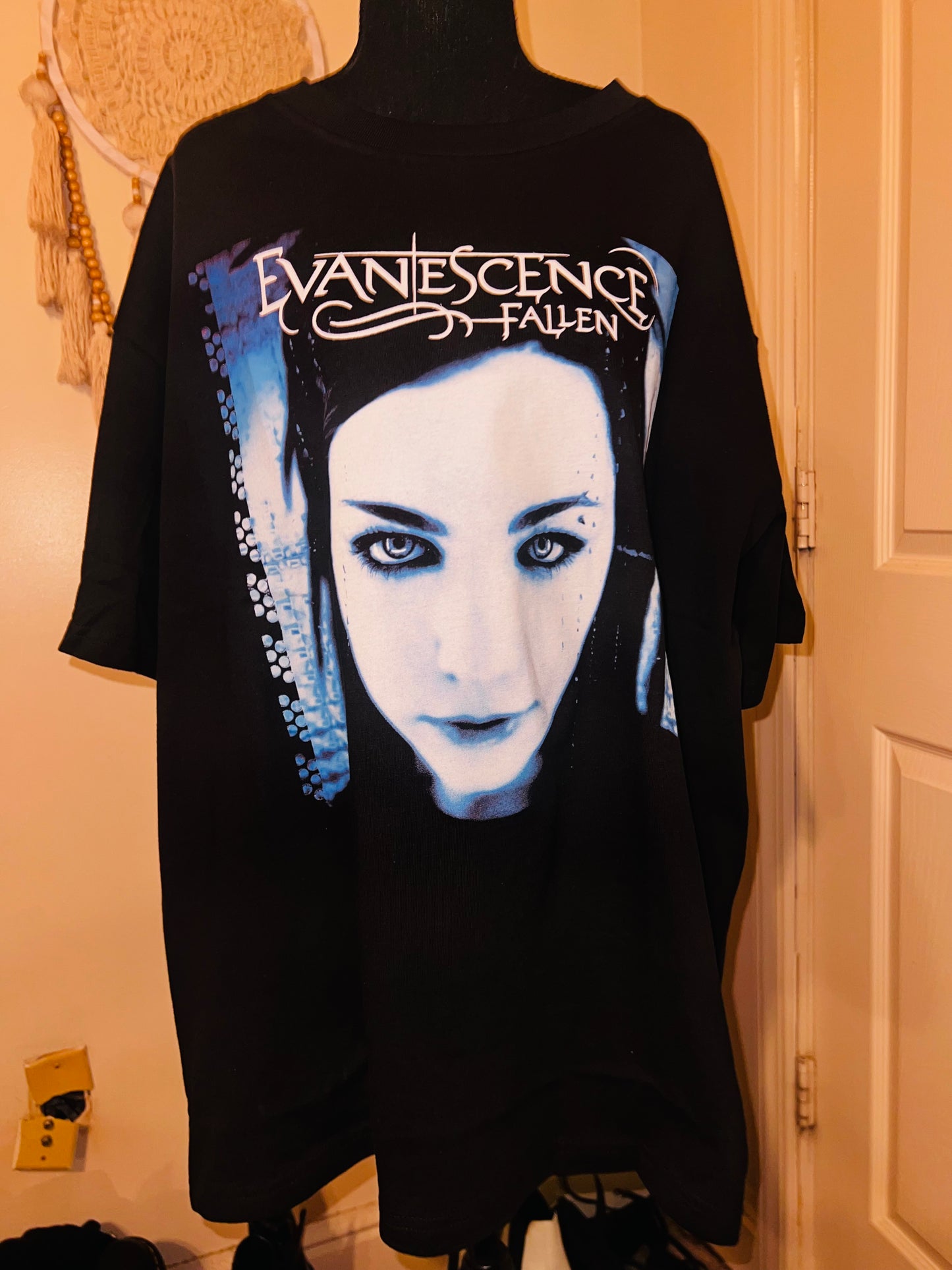 Evanescence Fallen Oversized Distressed Tee