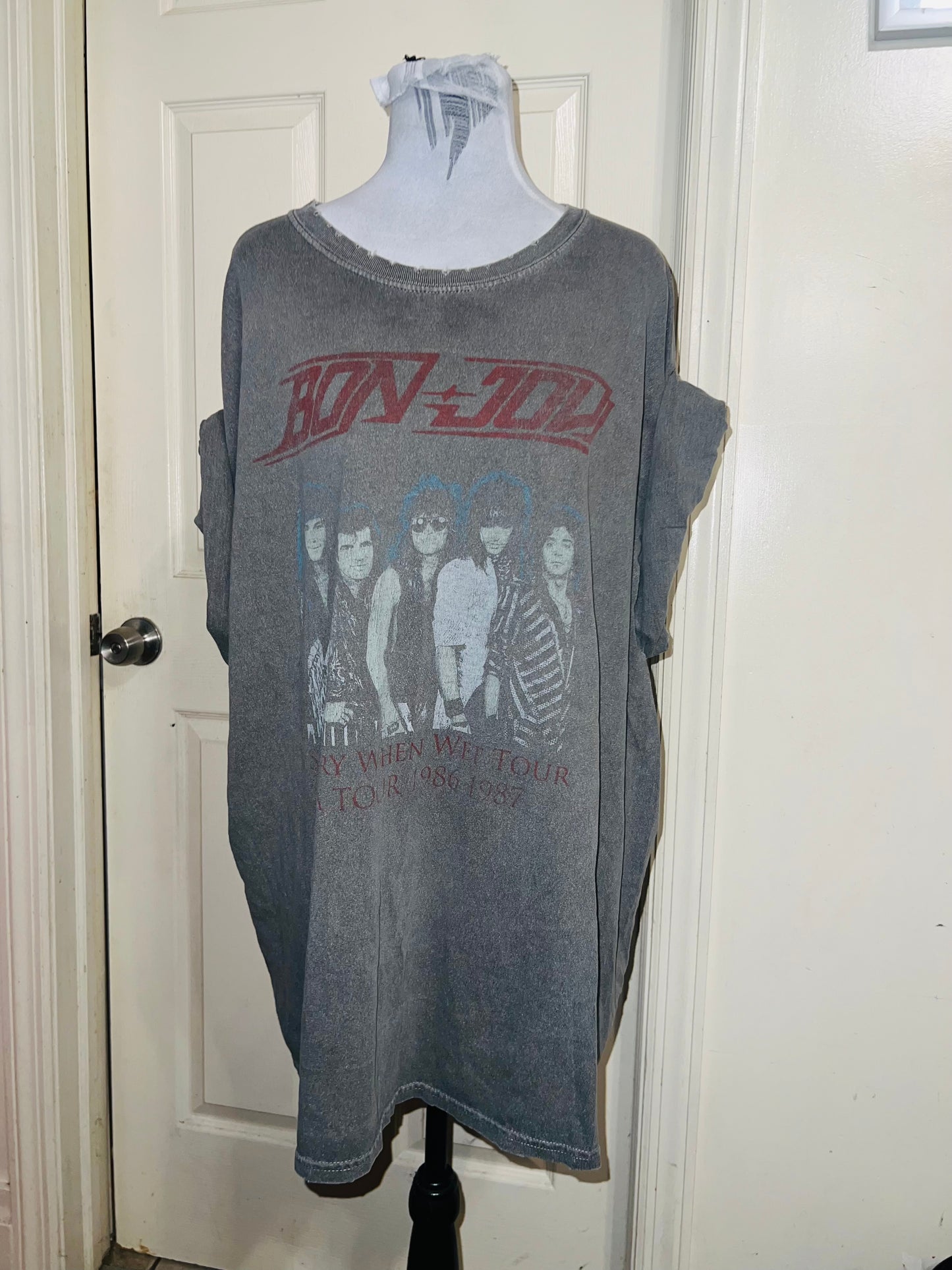 Bob Jovi Oversized Distressed Tee