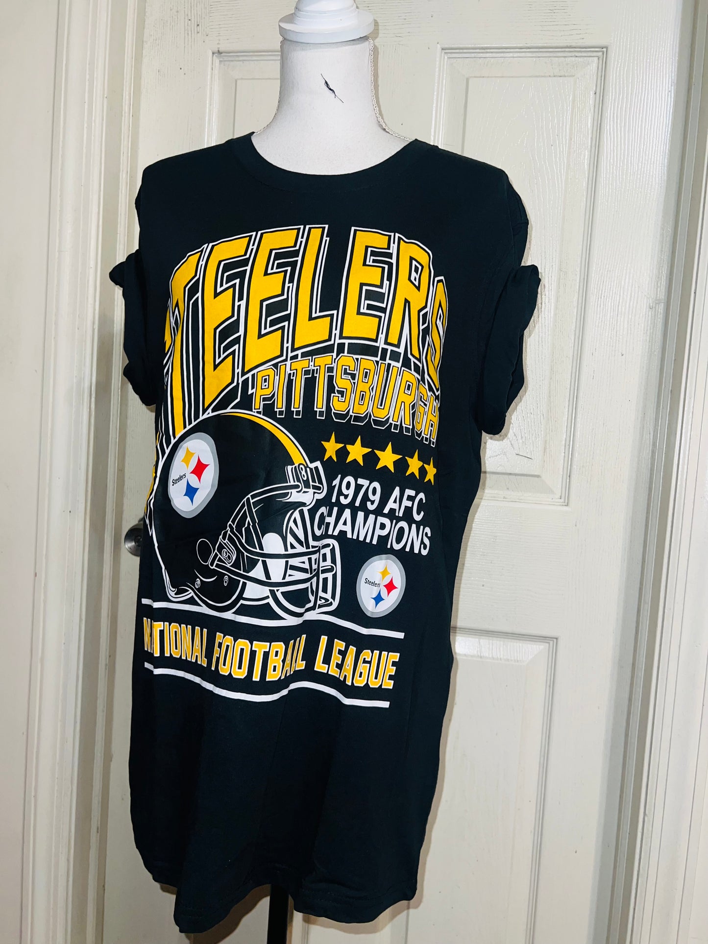 Pittsburgh Steelers Oversized Distressed Tee