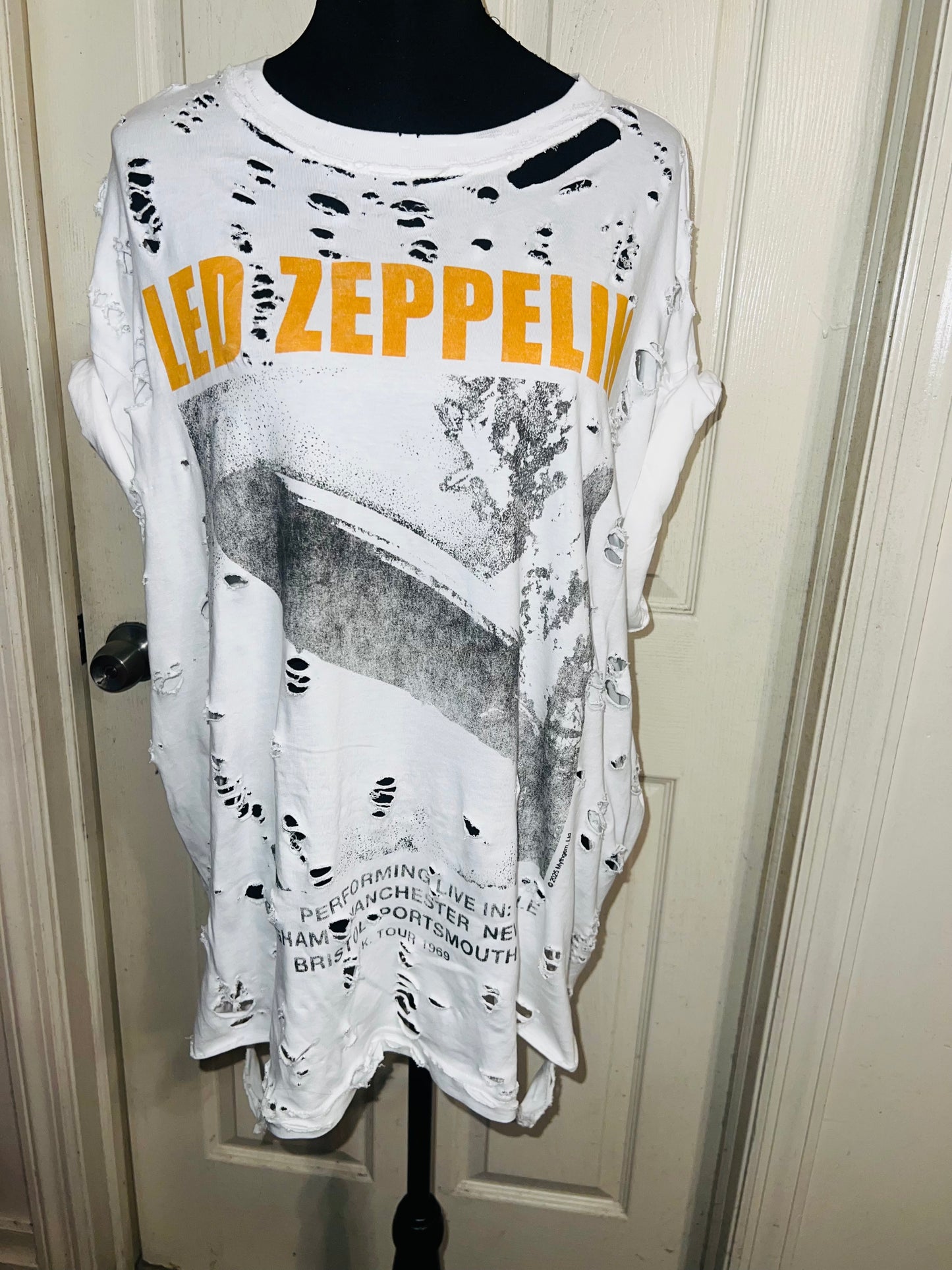 Led Zeppelin Oversized Distressed Tee