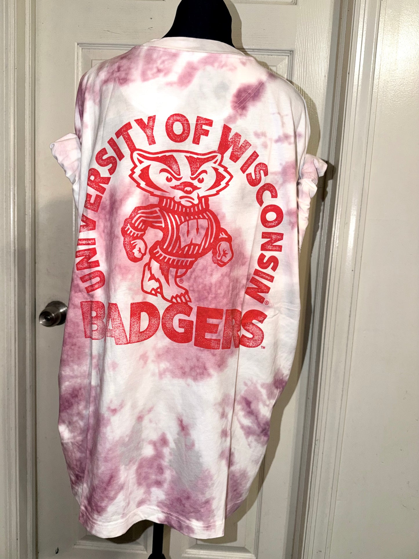 Wisconsin Badgers Oversized Double Sided Tee