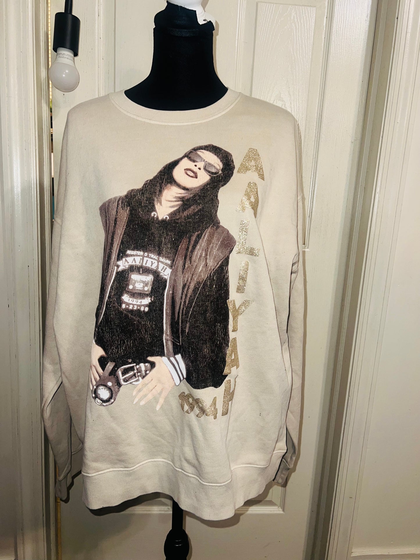 Aaliyah Oversized Distressed Sweatshirt