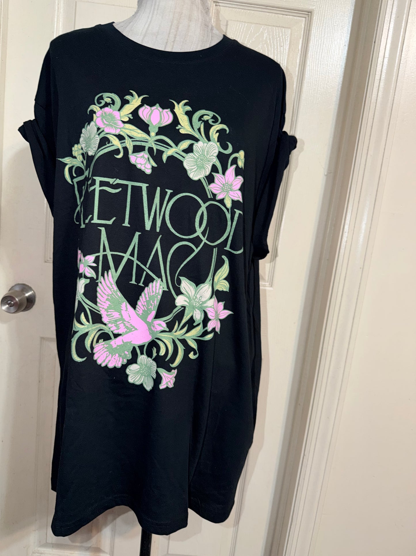 Fleetwood Mac Oversized Distressed Tee