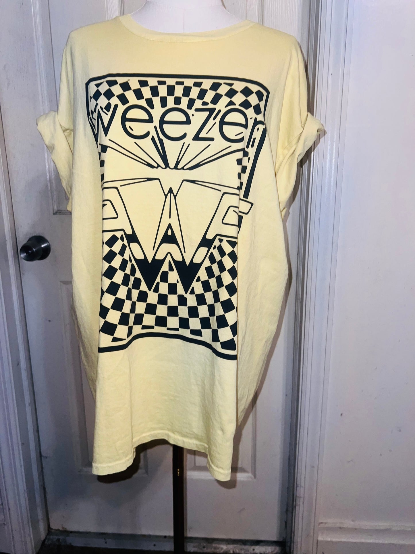 Weezer Oversized Distressed Tee