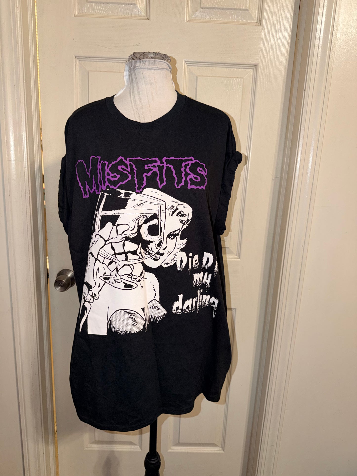 Misfits Oversized Distressed Tee