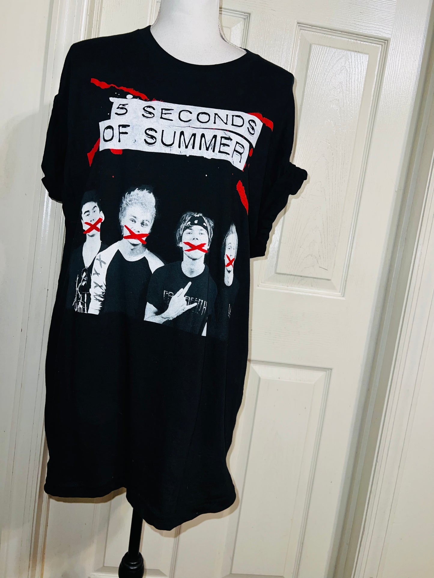 5 Seconds of Summer Distressed Tee