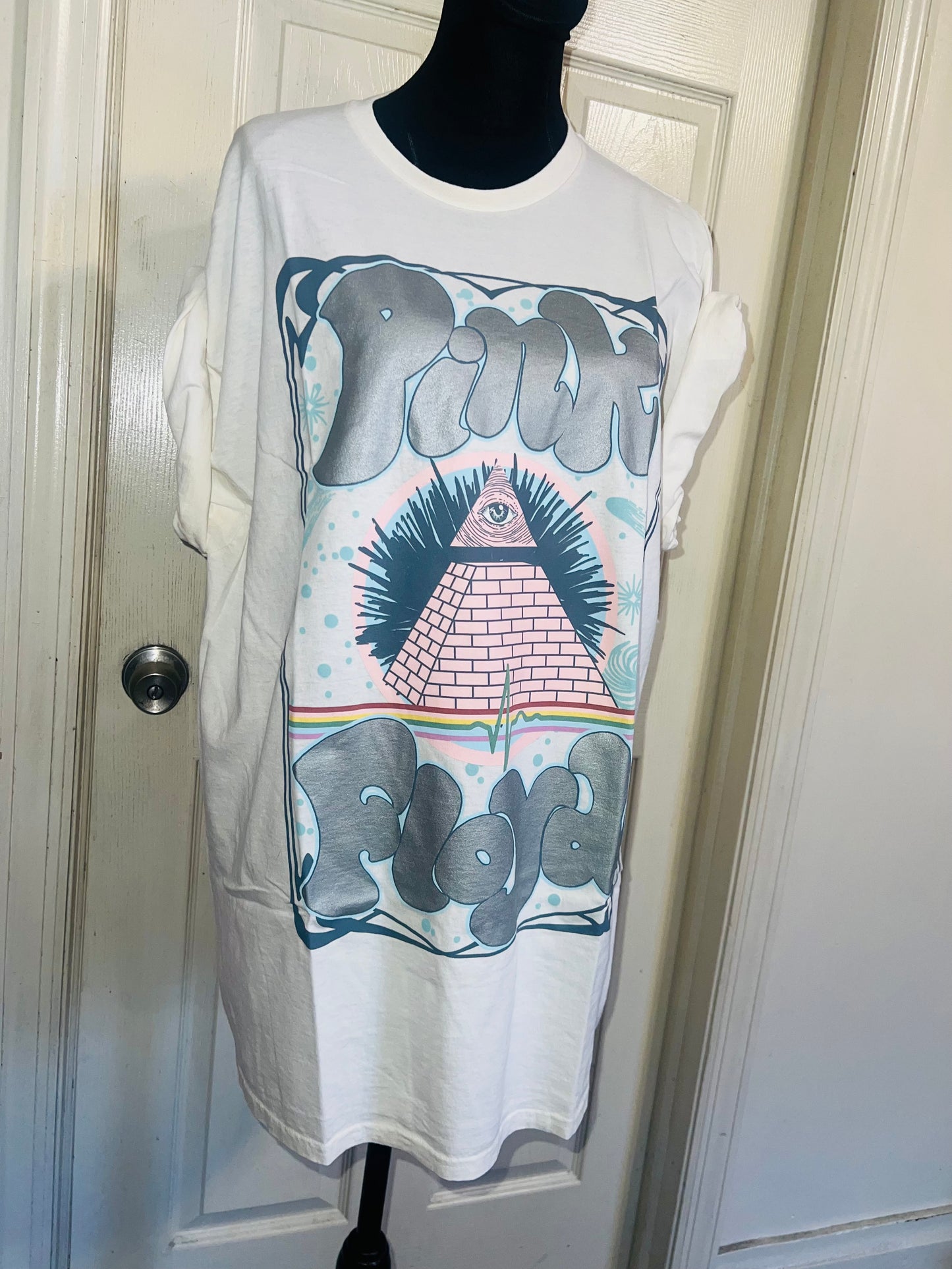 Pink Floyd Oversized Distressed Tee