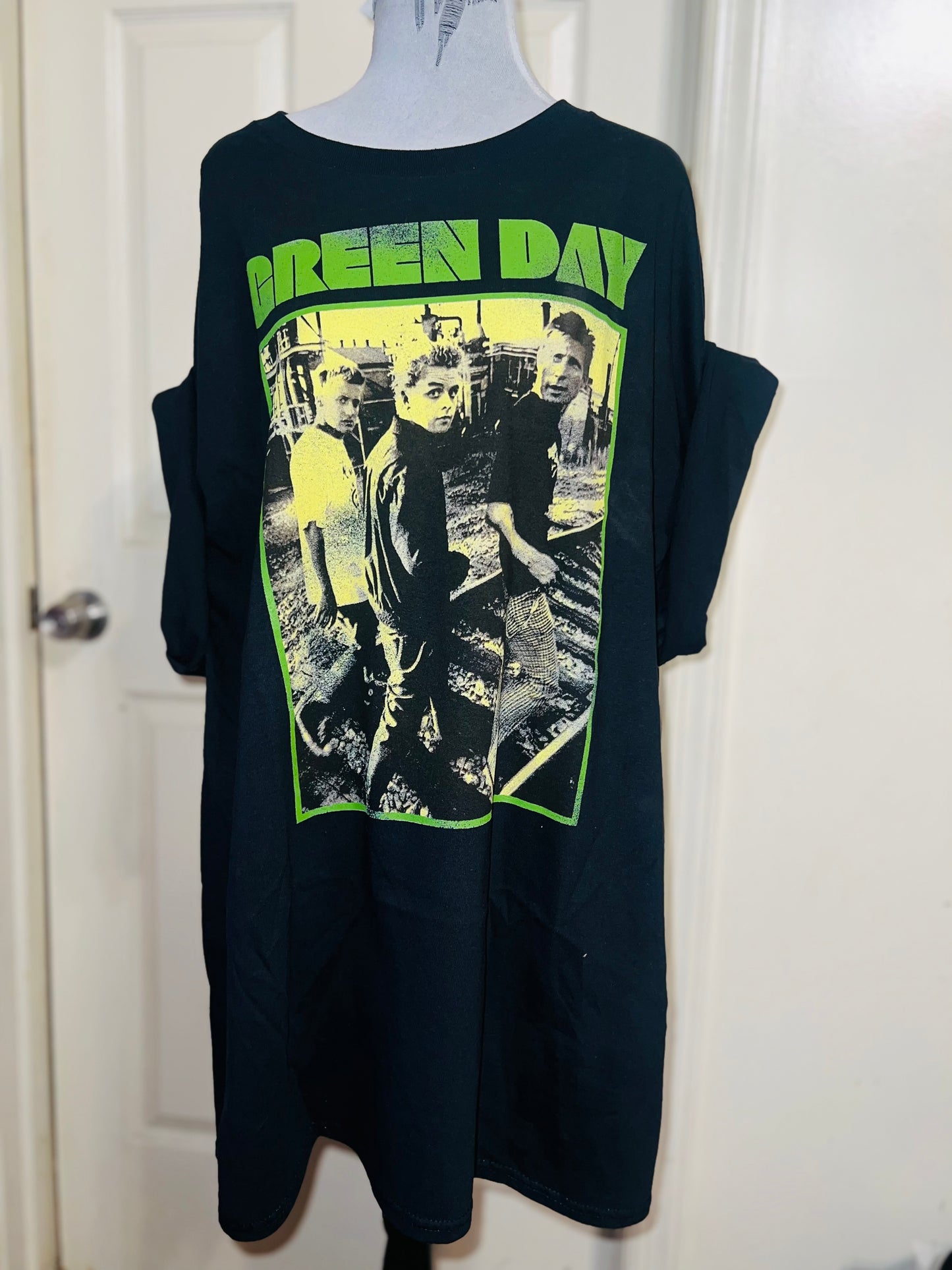 Green Day Oversized Distressed Tee