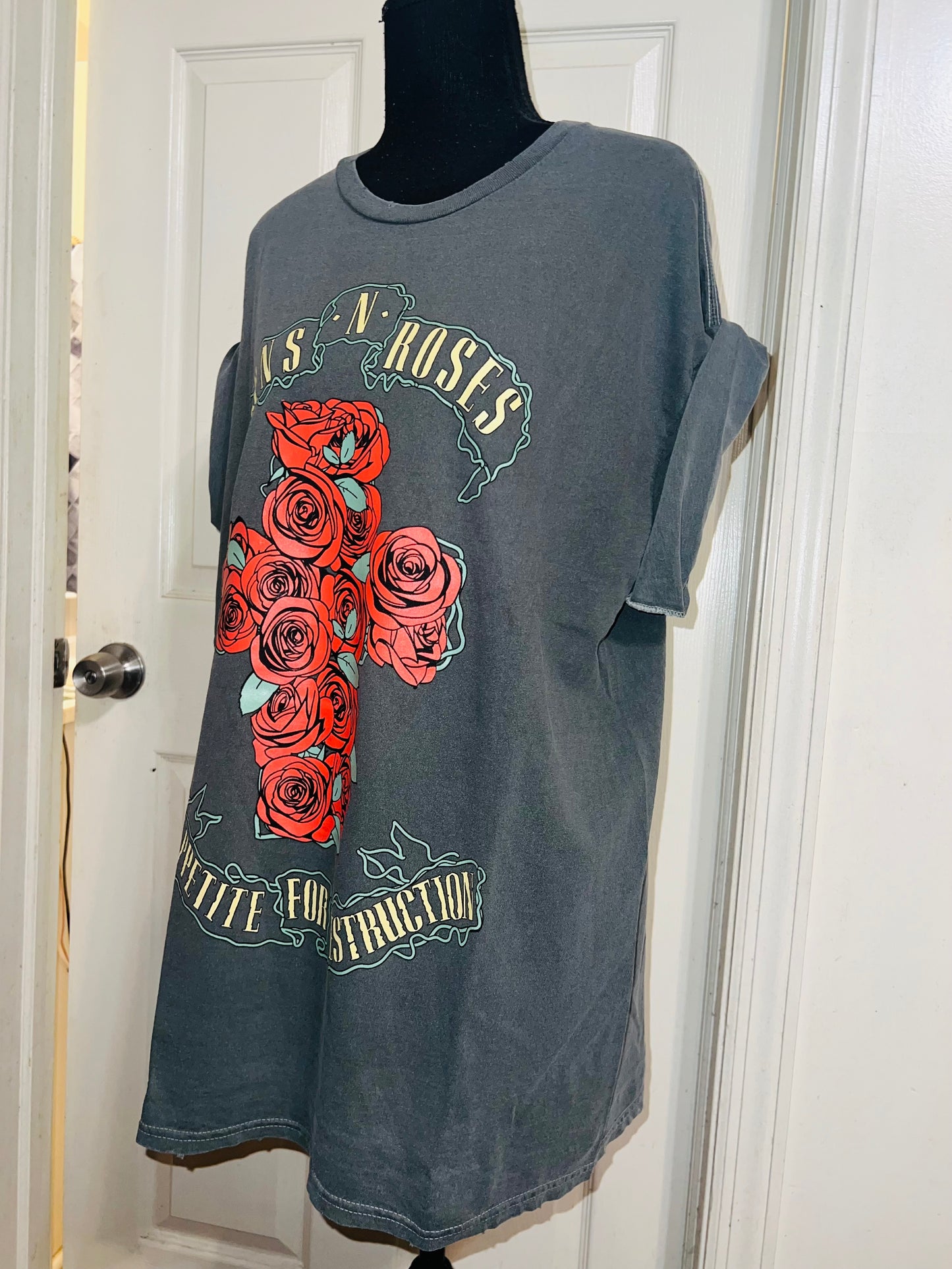 Guns n Roses Oversized Distressed Tee