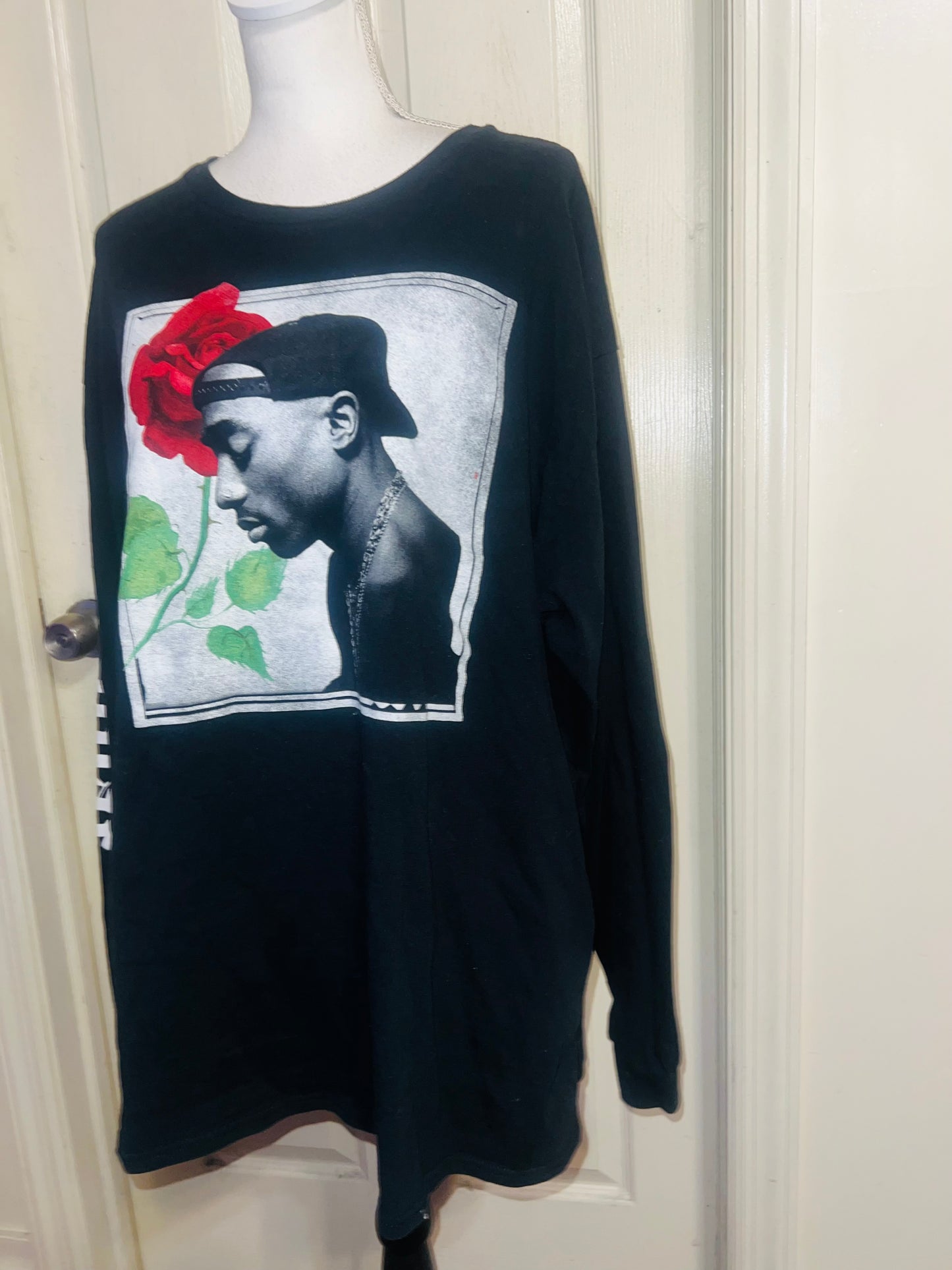 Tupac Oversized Distressed Long Sleeve Tee