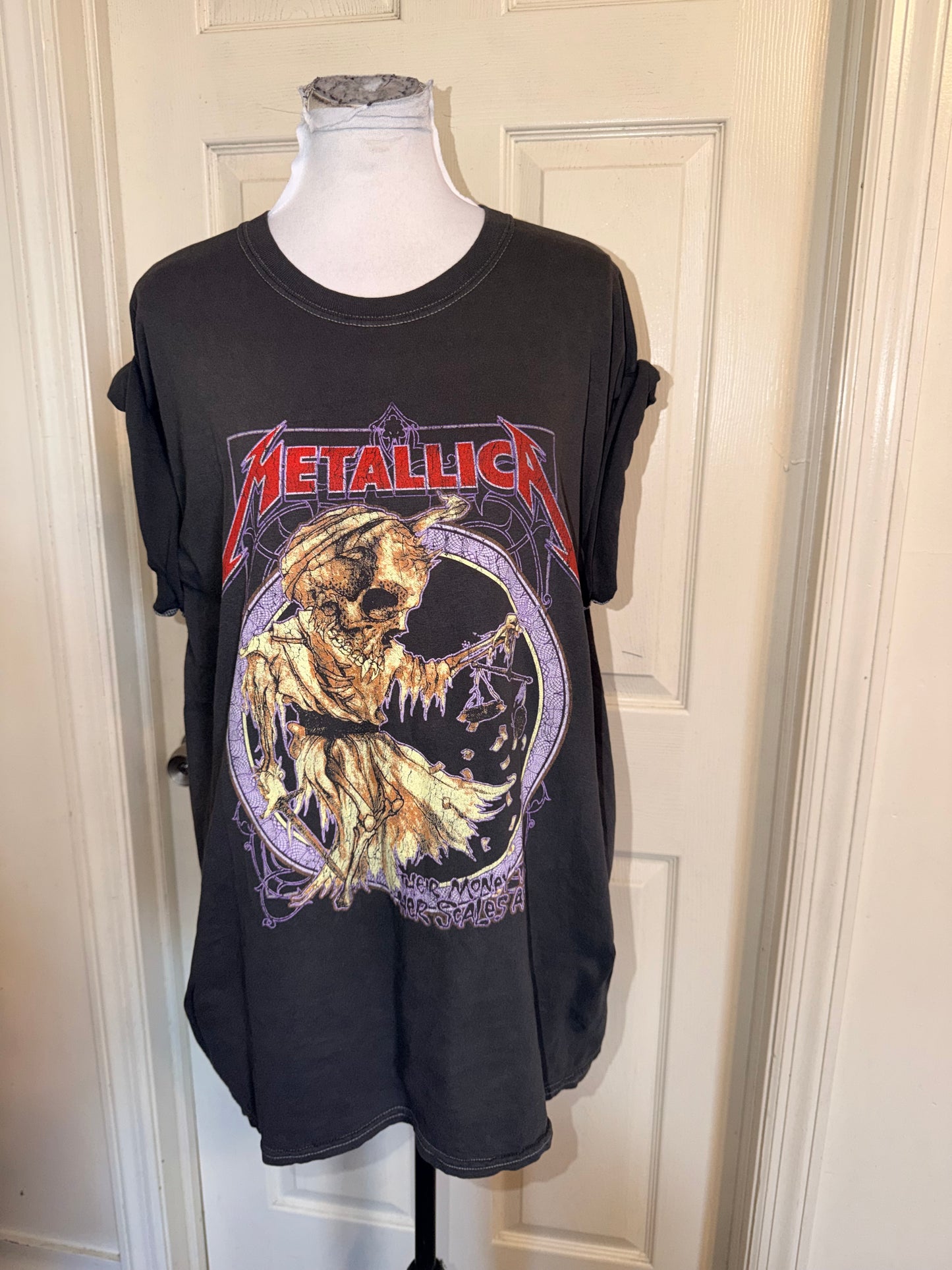 Metallica Oversized Distressed Tee