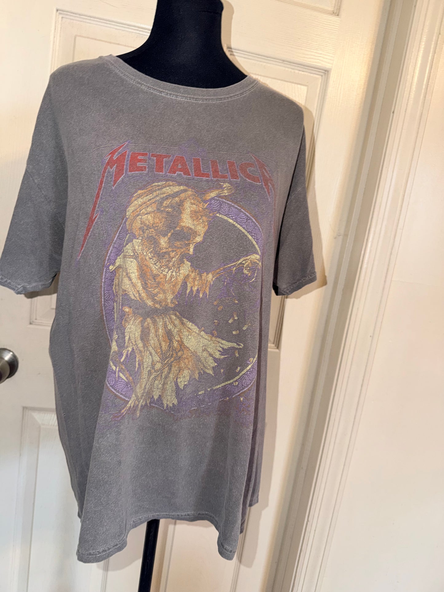 Metallica Oversized Distressed Tee