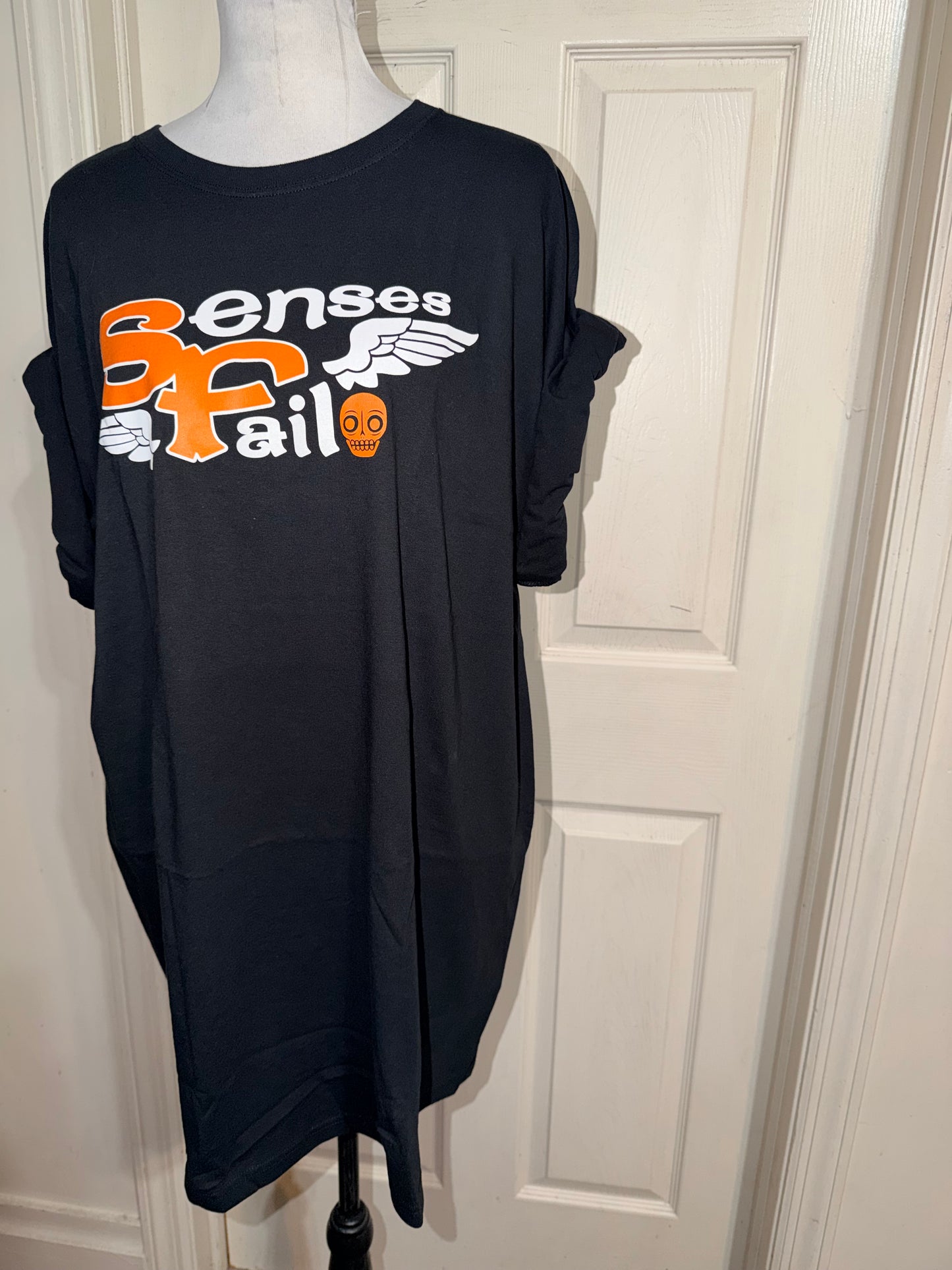 Senses Fail Oversized Distressed Tee