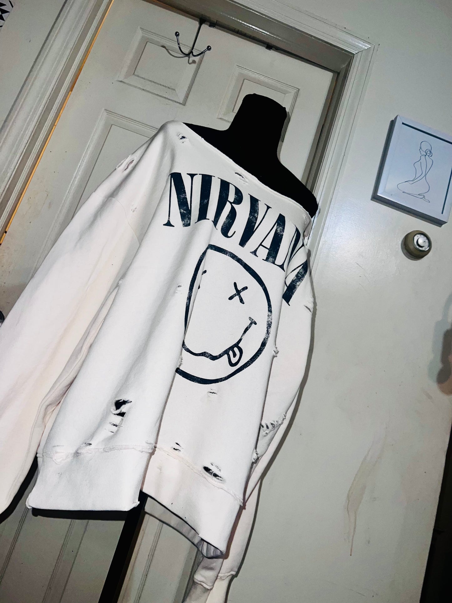 Nirvana Oversized Cream Sweatshirt