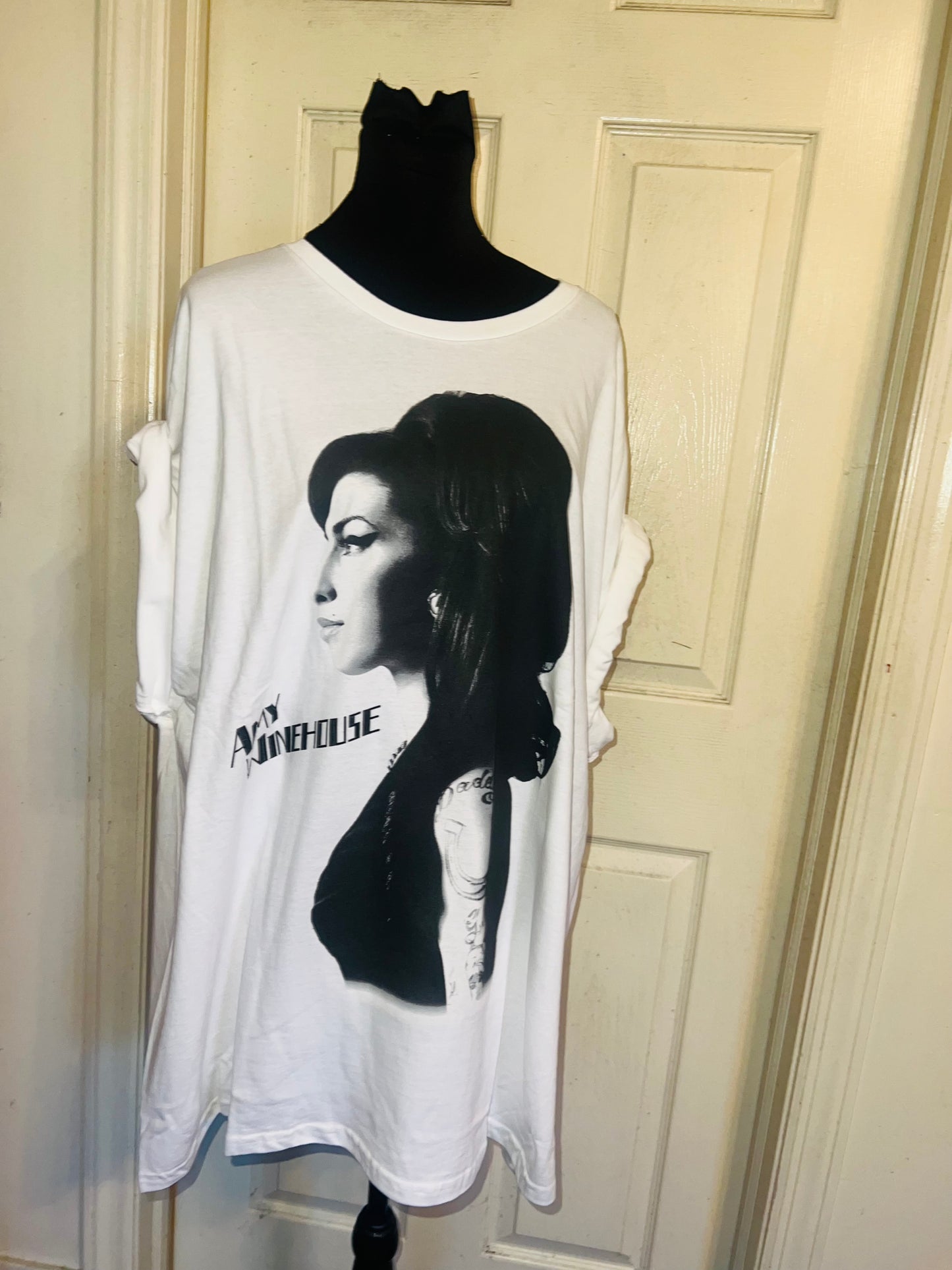 Amy Winehouse Oversized Distressed Tee
