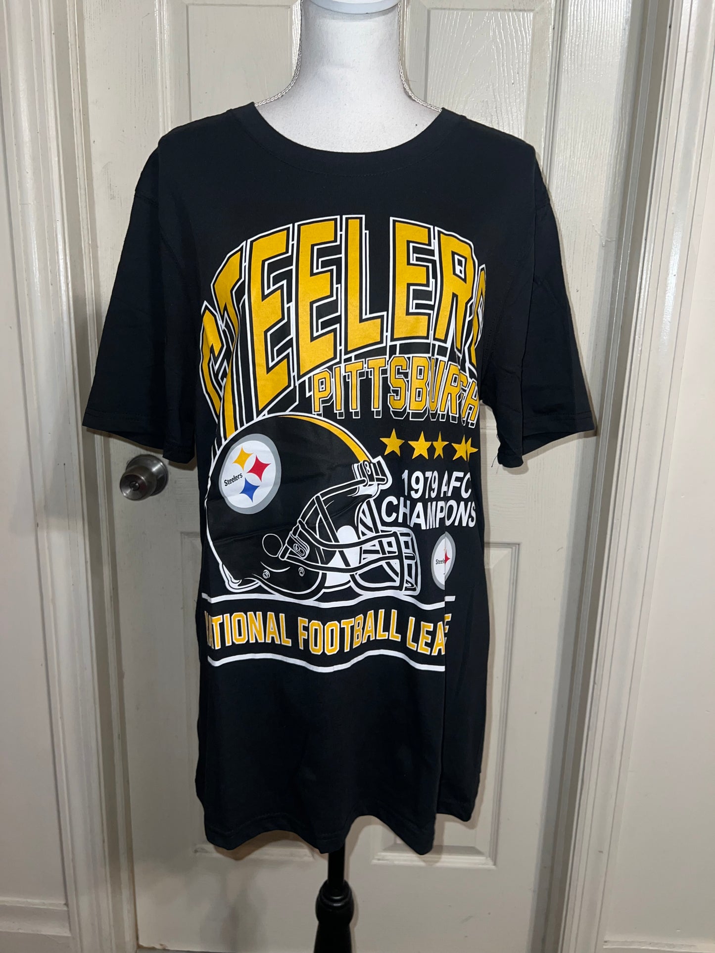 Pittsburgh Steelers Oversized Distressed Tee