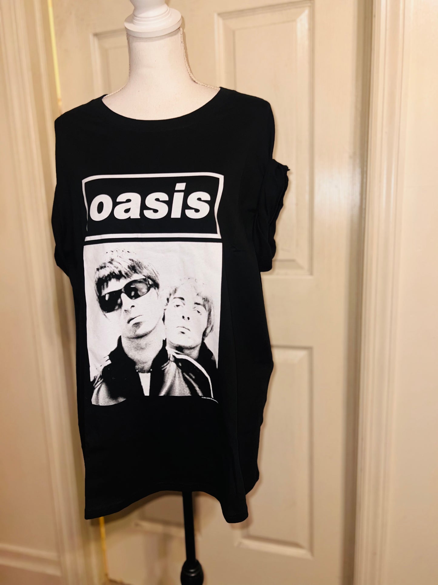 Oasis Oversized Distressed Tee