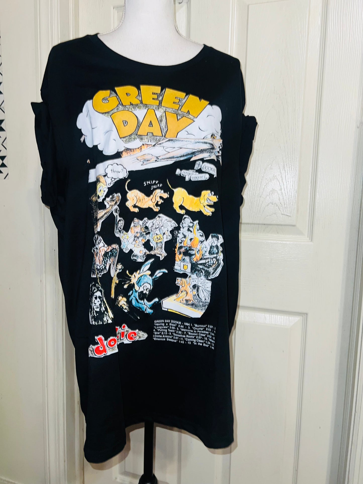 Green Day Oversized Distressed Tee